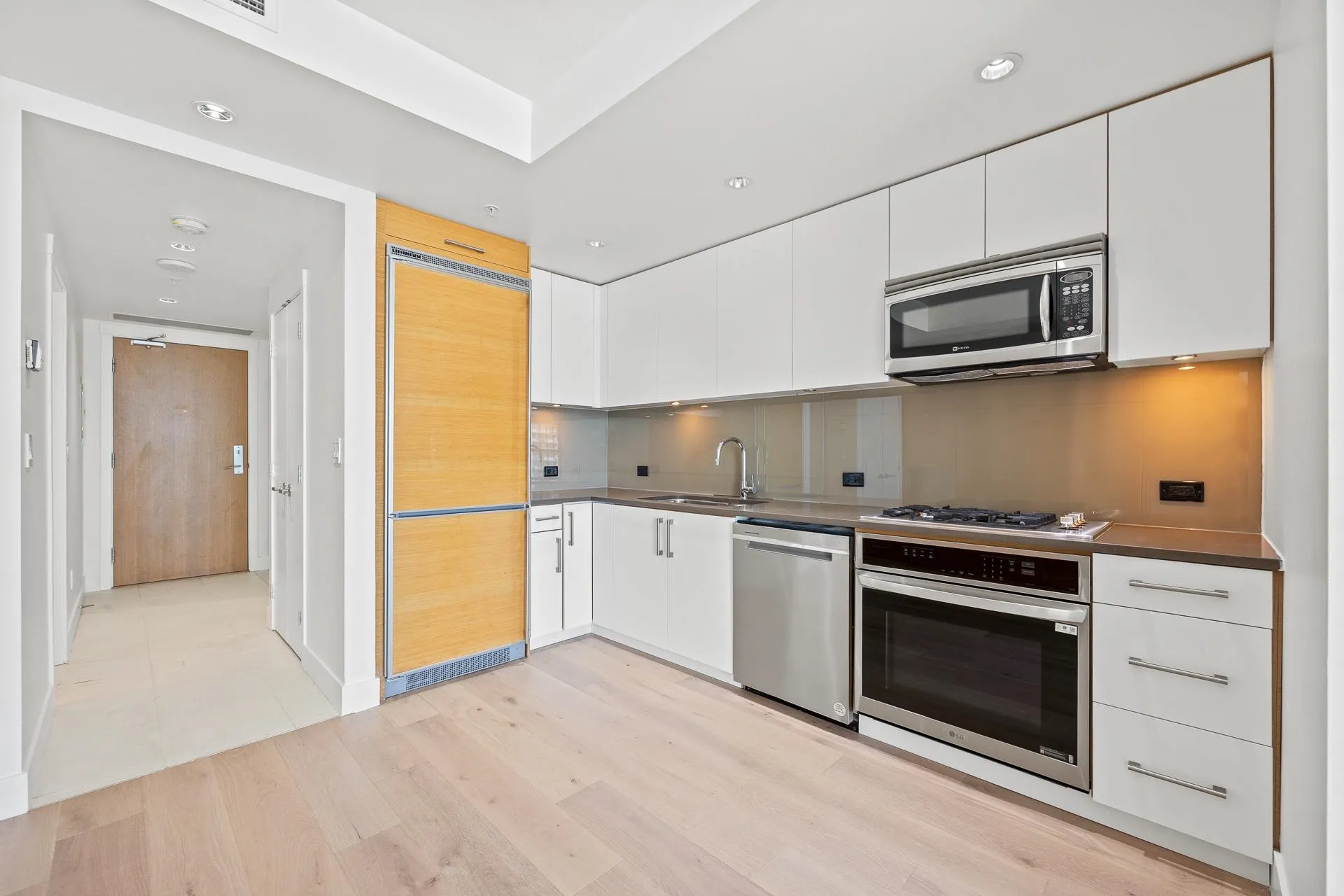 1505 1473 Johnston Road