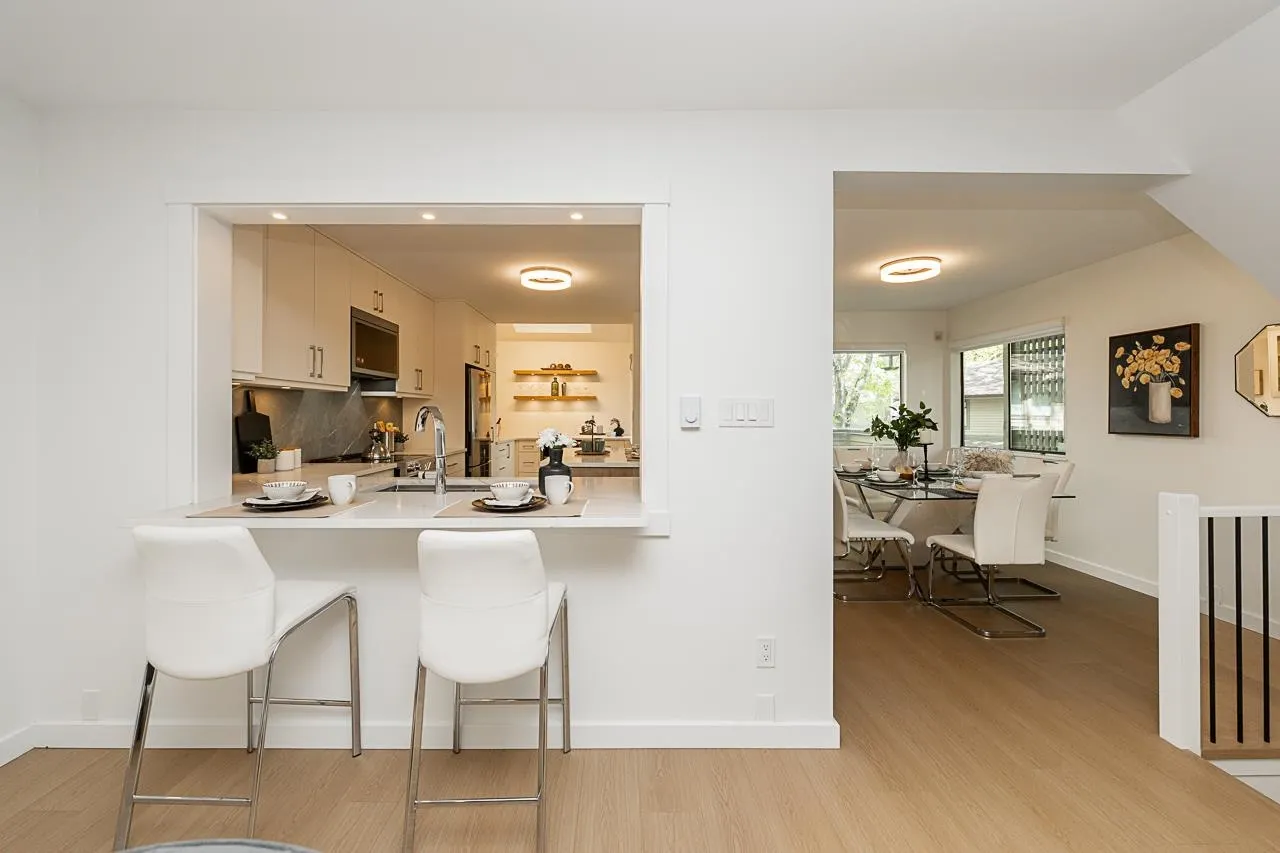 5853 Mayview Circle