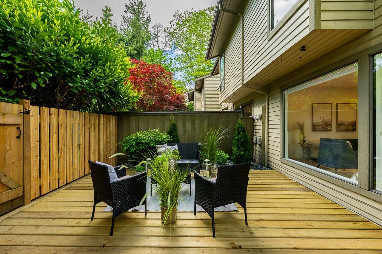 5853 Mayview Circle