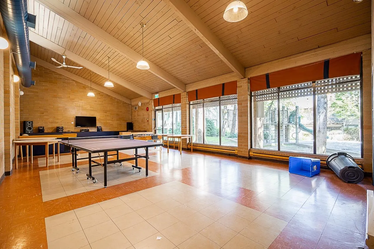 5853 Mayview Circle