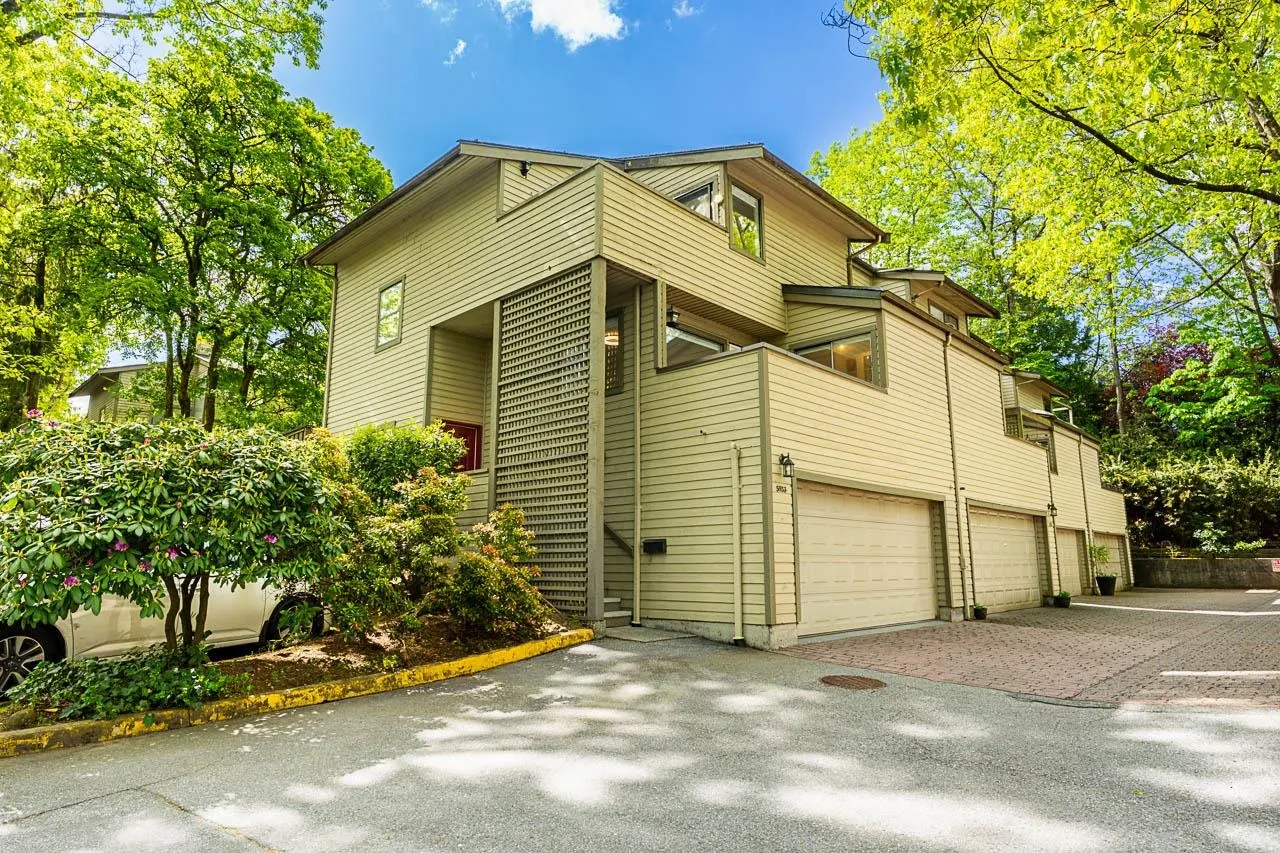 5853 Mayview Circle