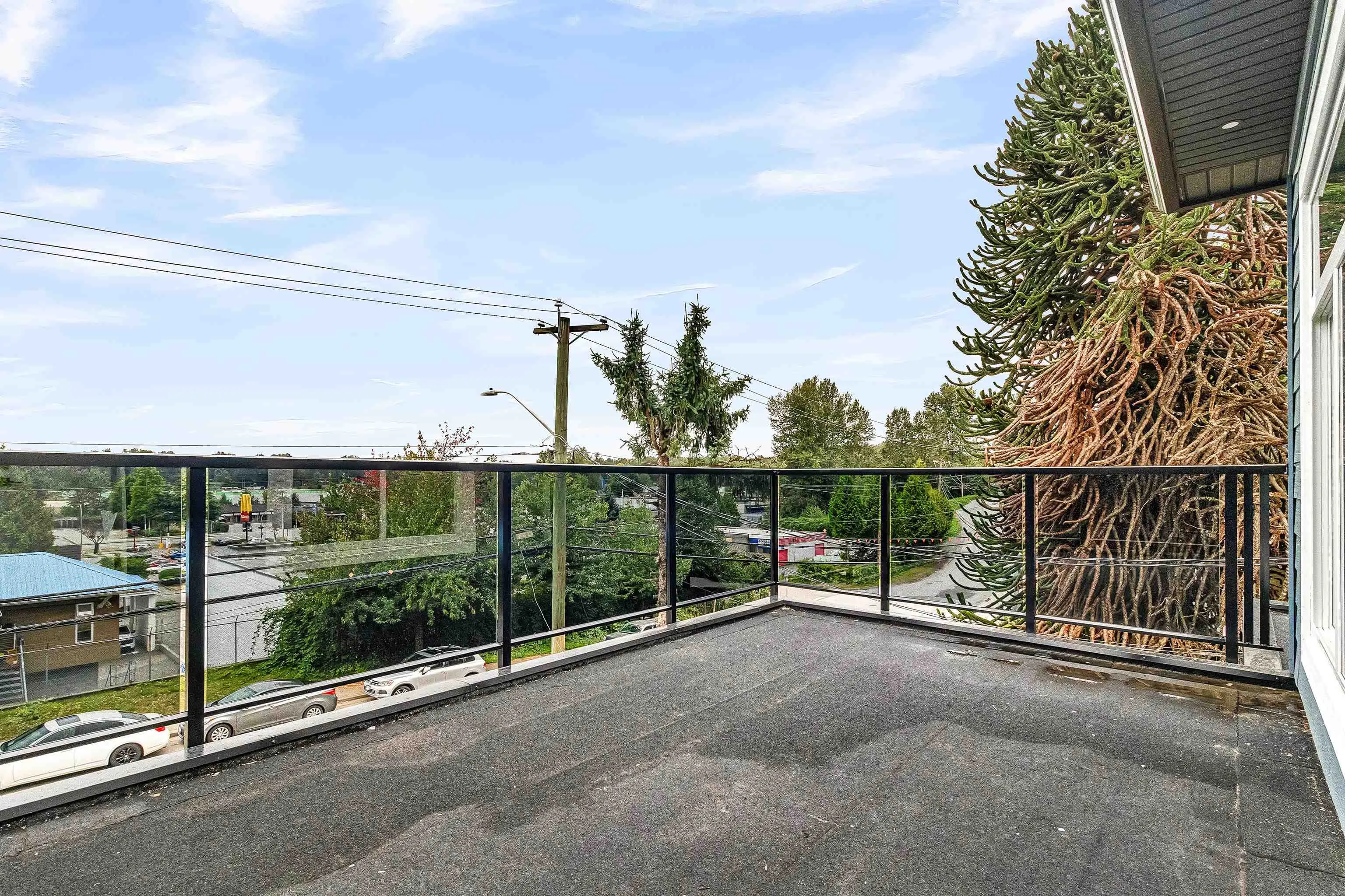 A 32729 Fraser Crescent