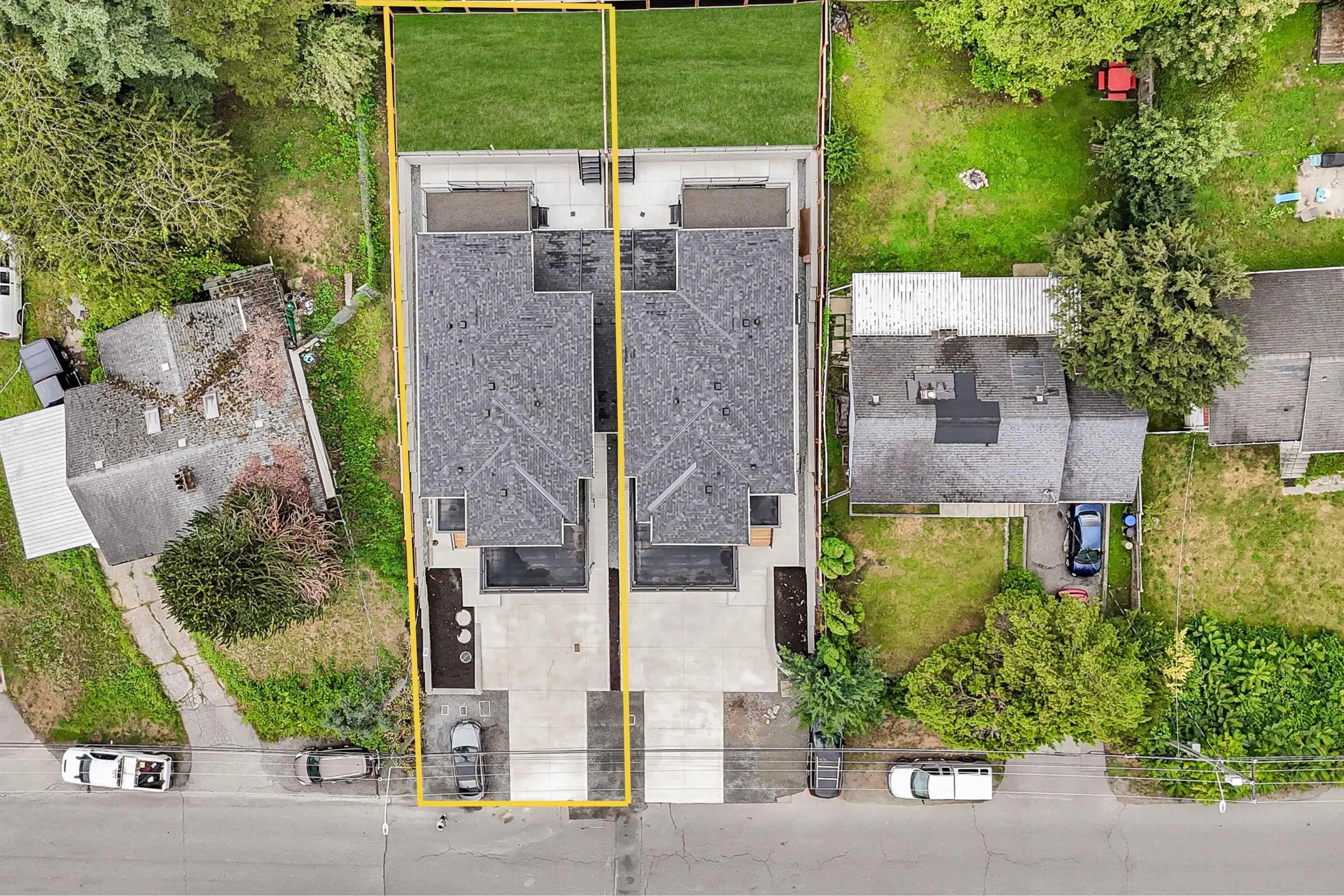 A 32729 Fraser Crescent