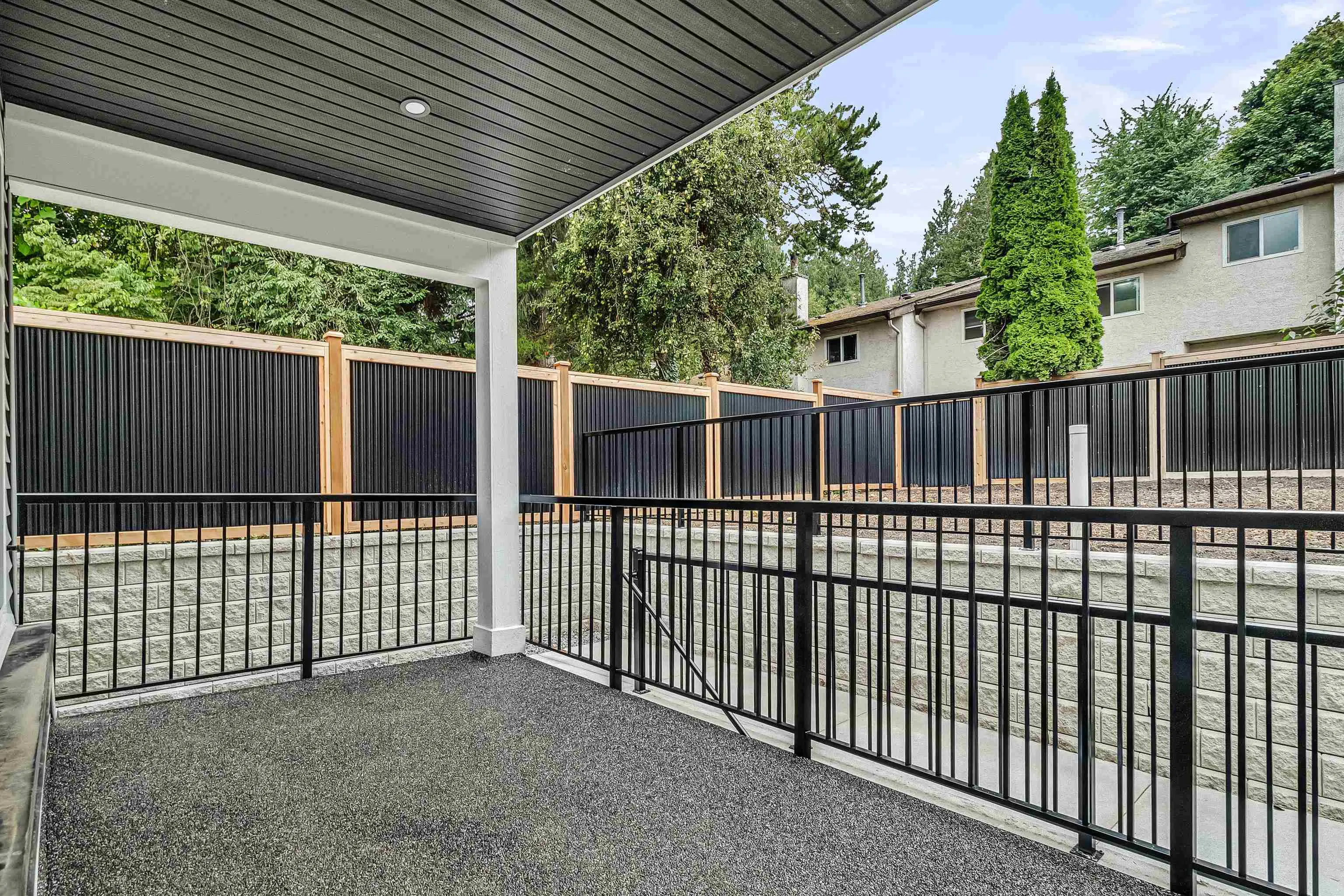 A 32729 Fraser Crescent
