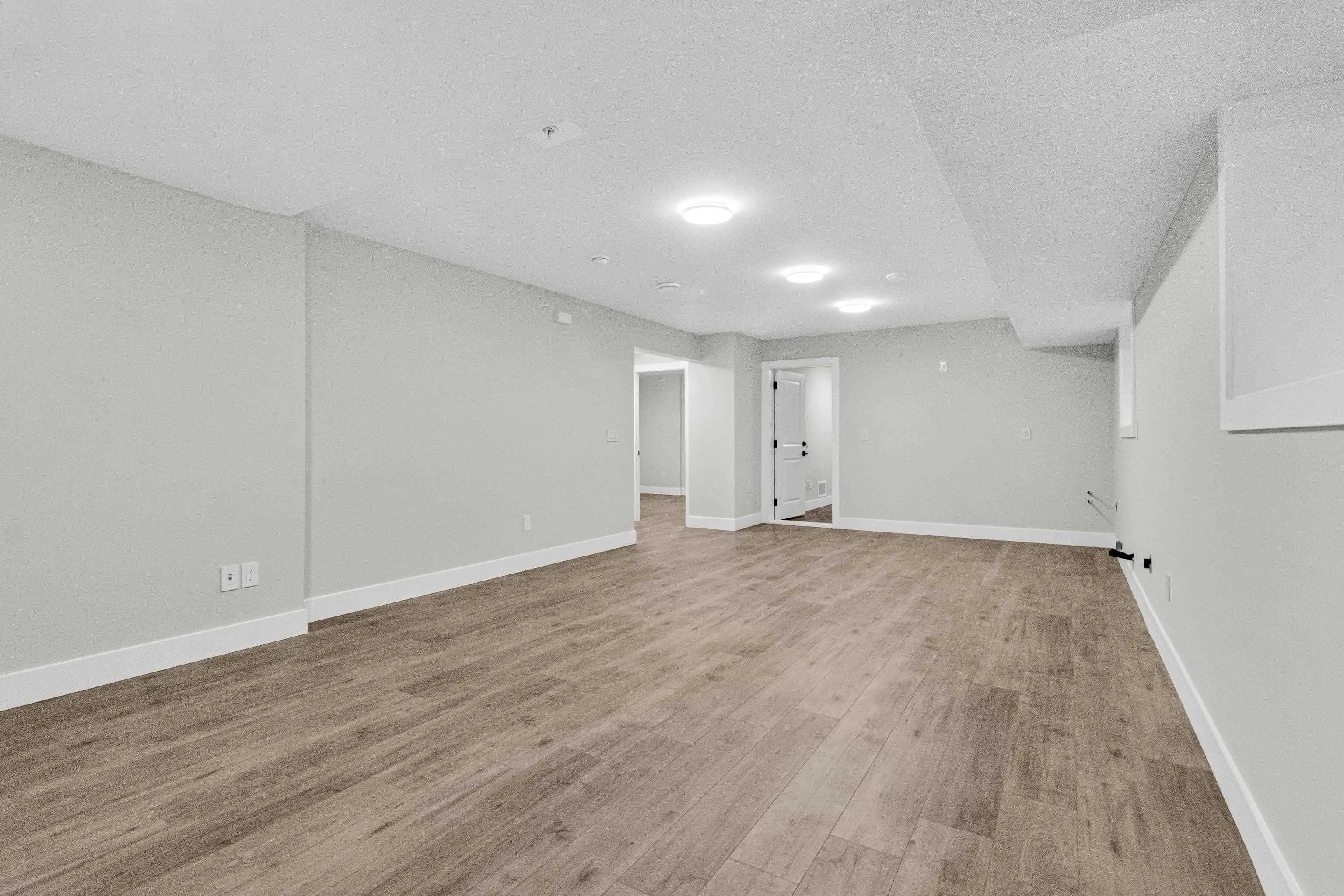 A 32729 Fraser Crescent