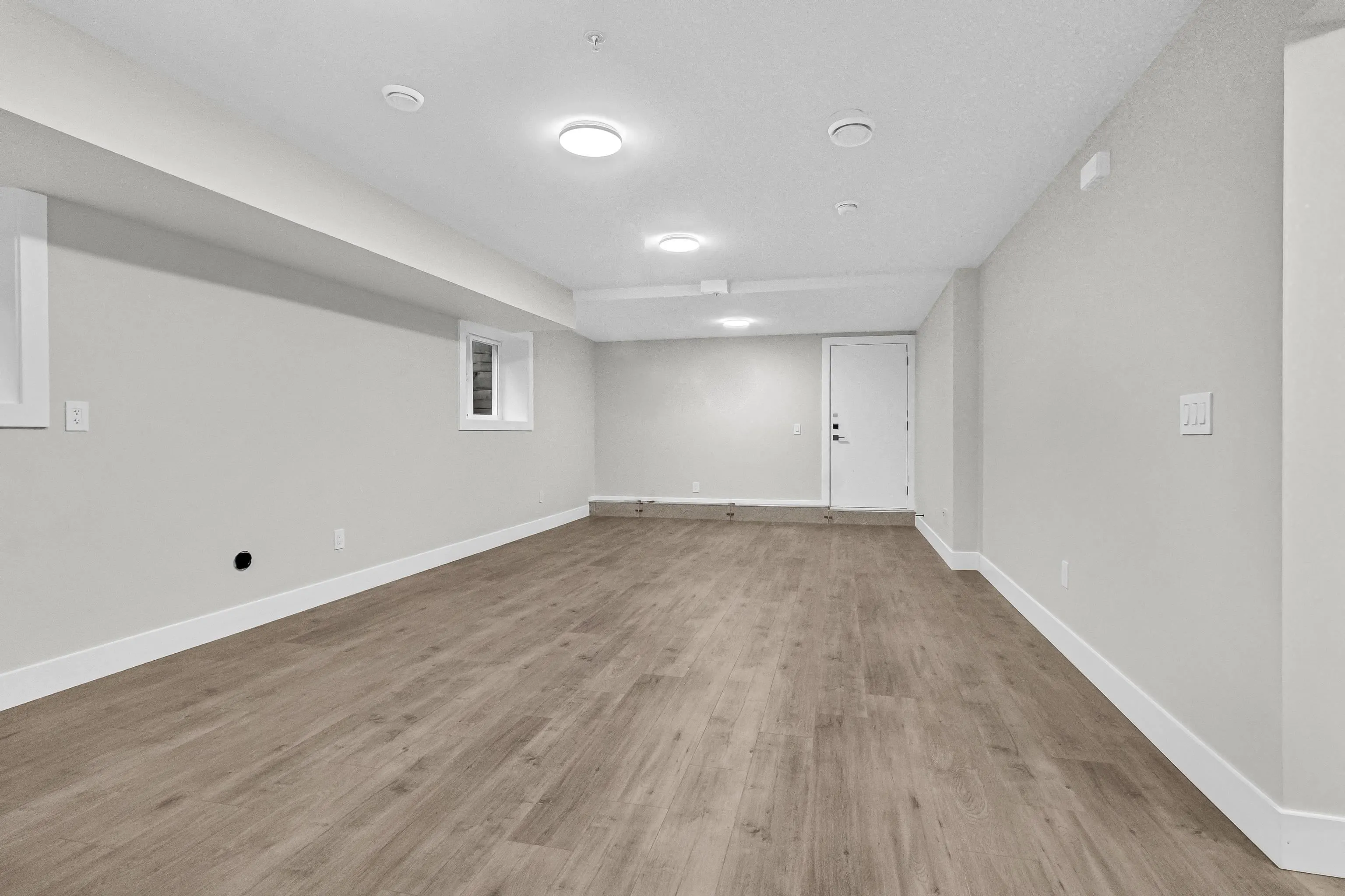 A 32729 Fraser Crescent