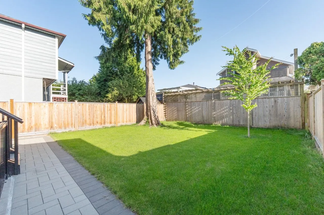 2848 W 17th Avenue