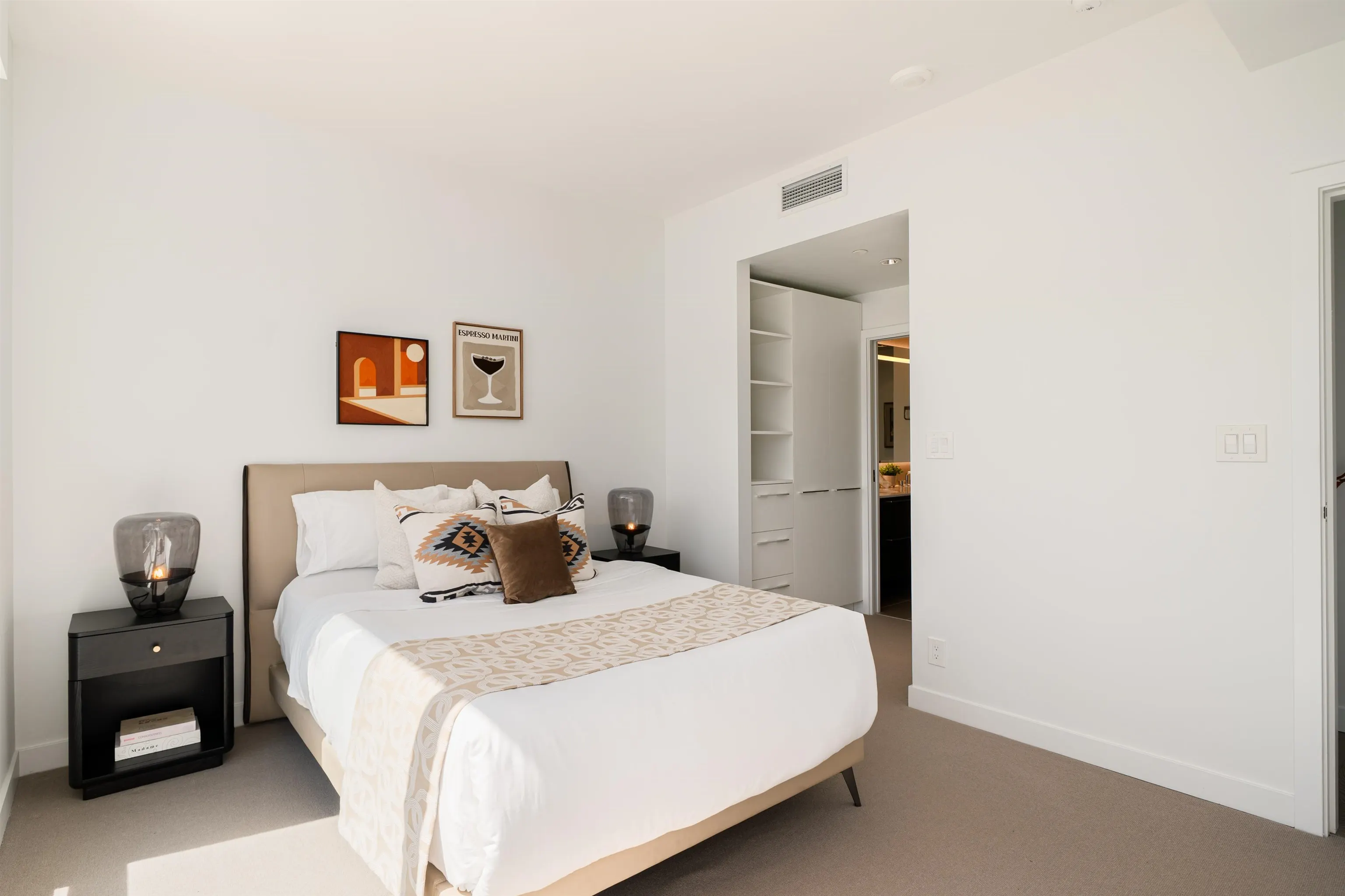 310 6622 Pearson Way