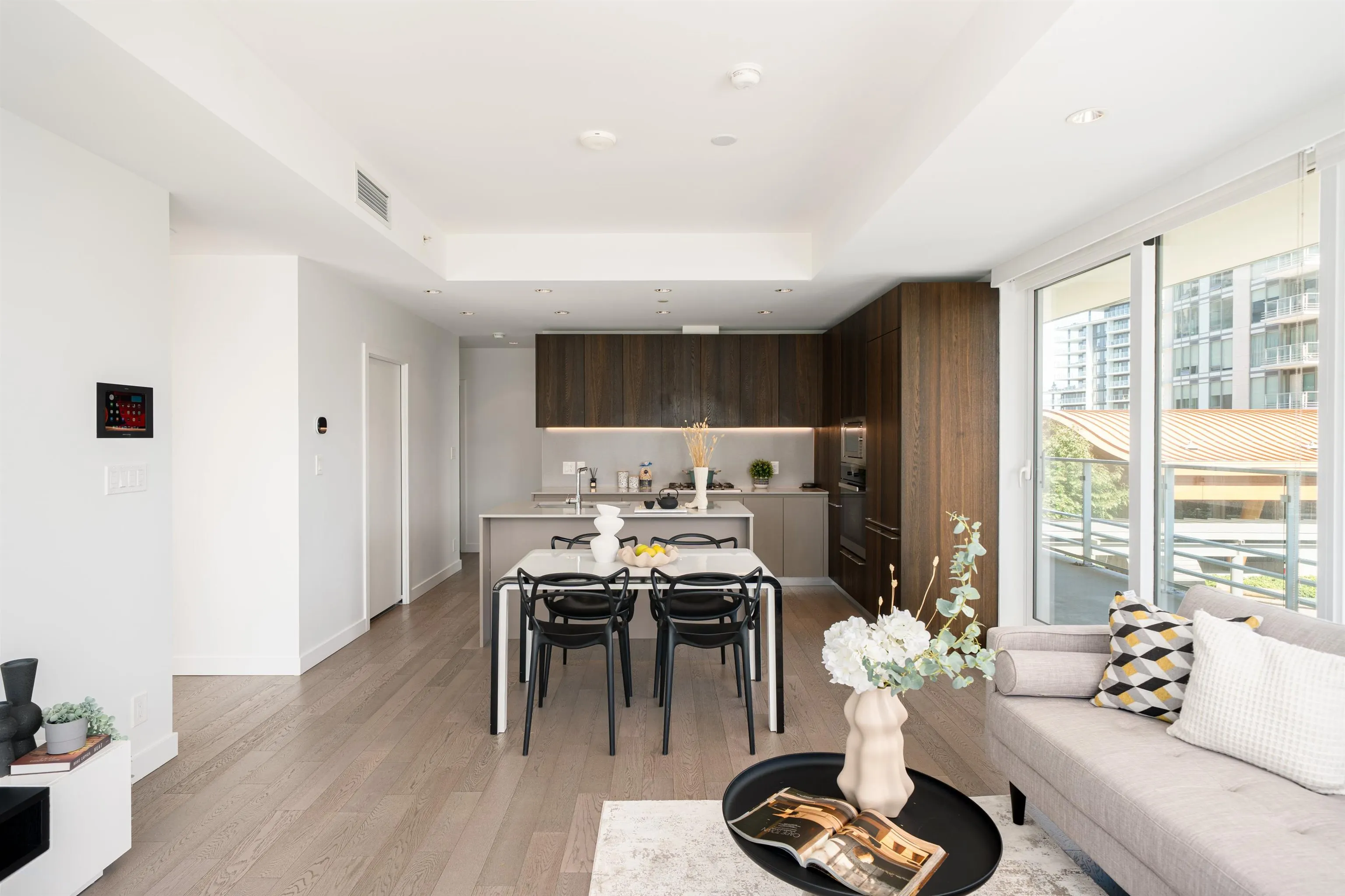 310 6622 Pearson Way