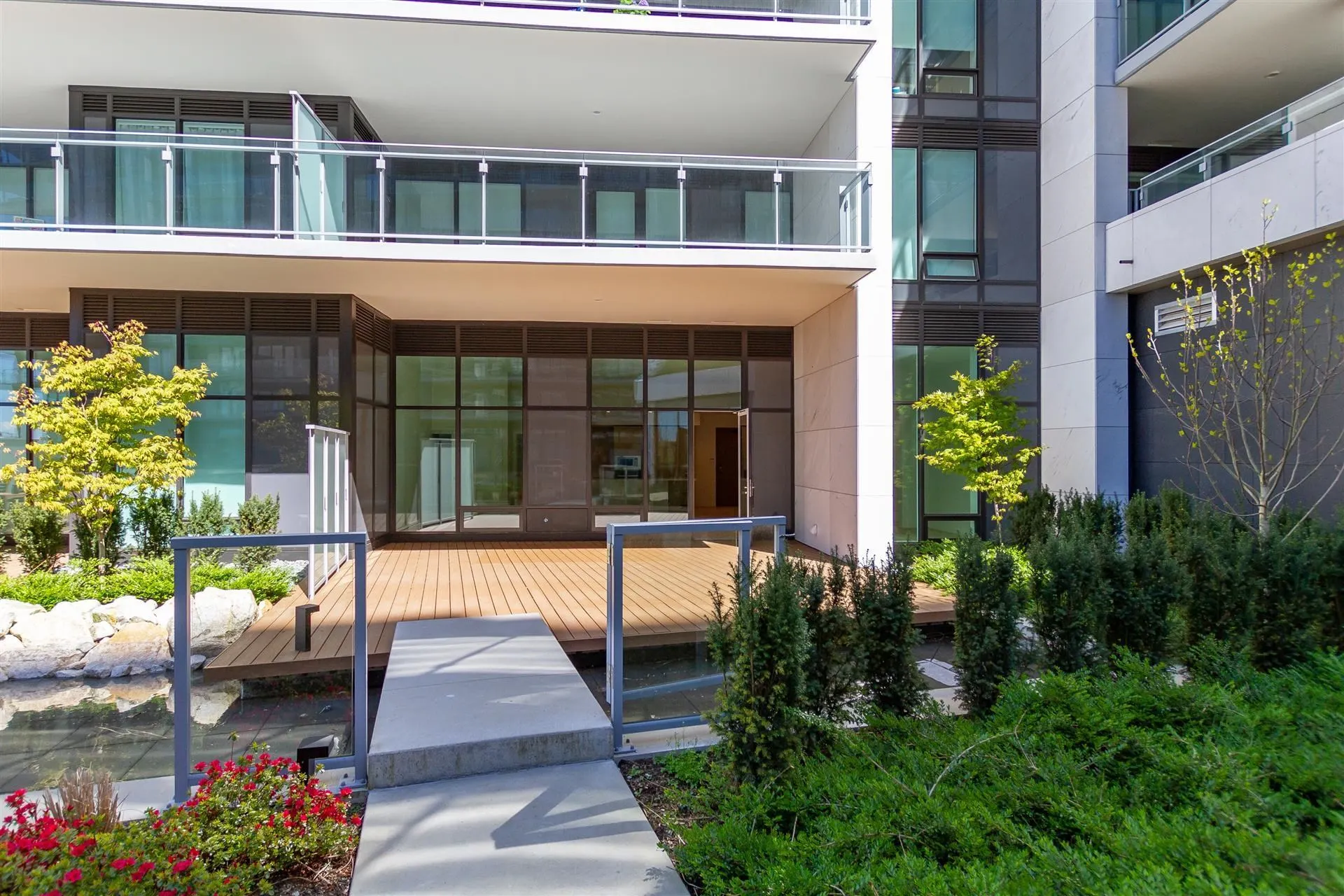 110 6833 Pearson Way