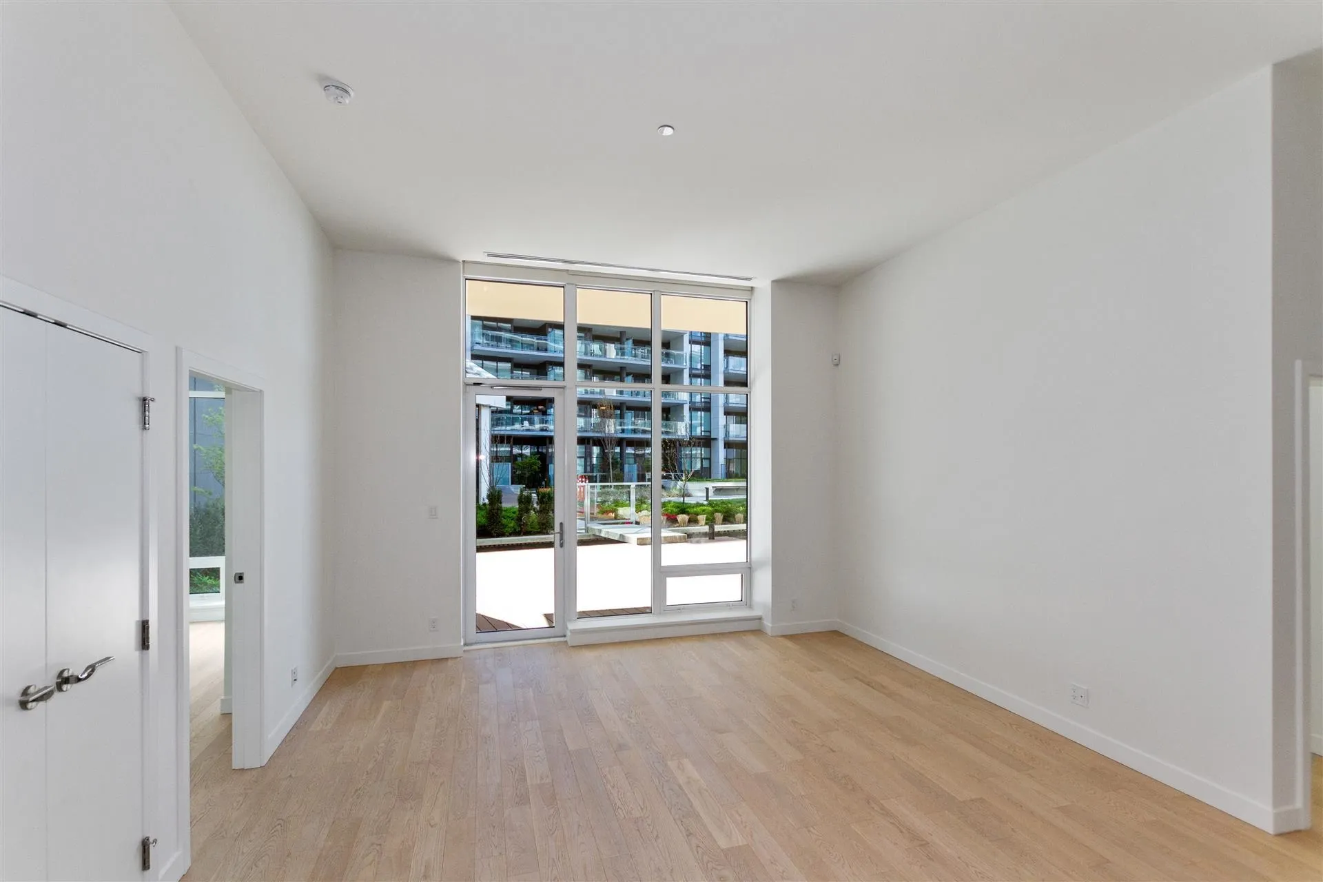110 6833 Pearson Way