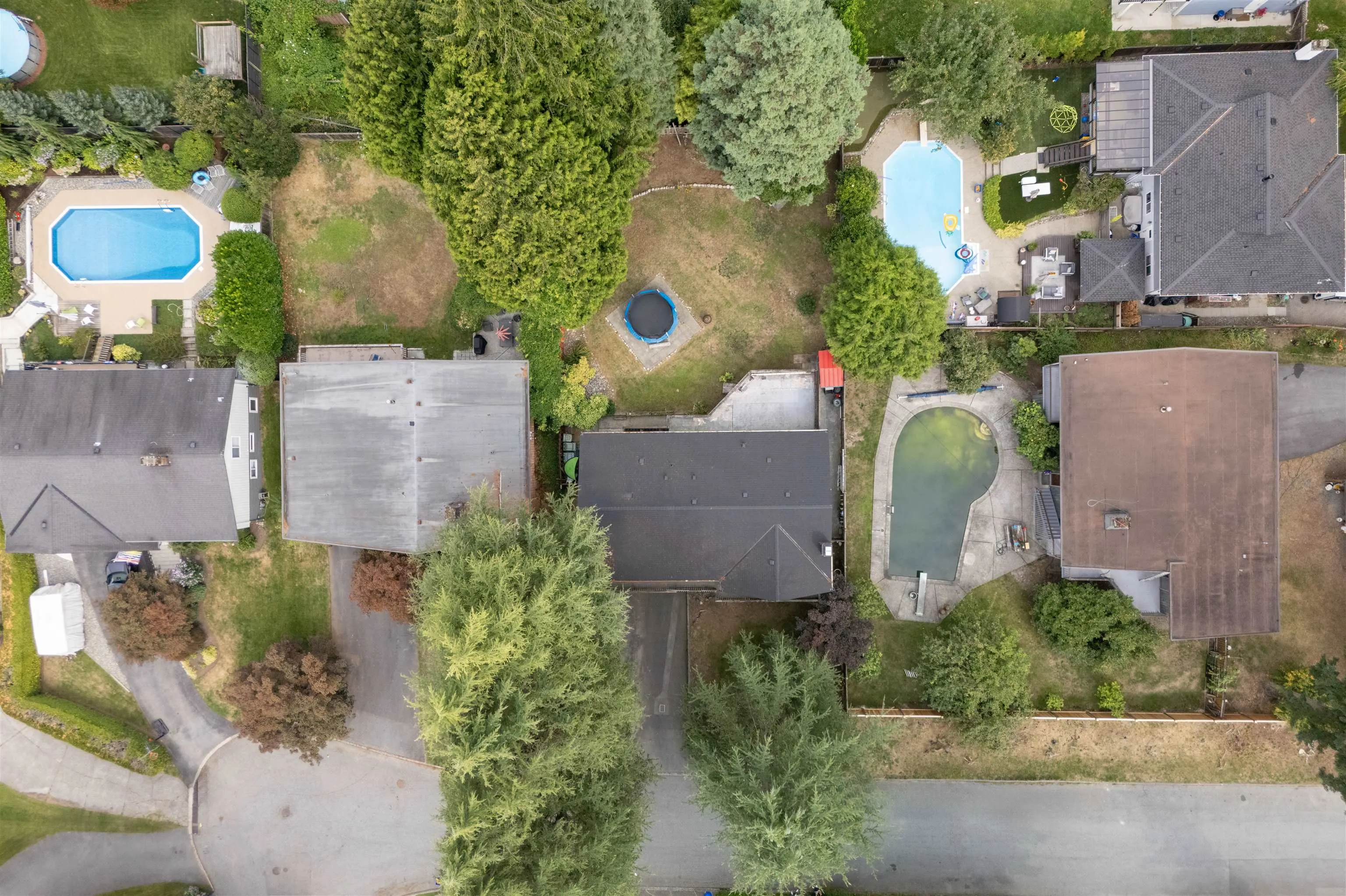 2488 Belloc Street