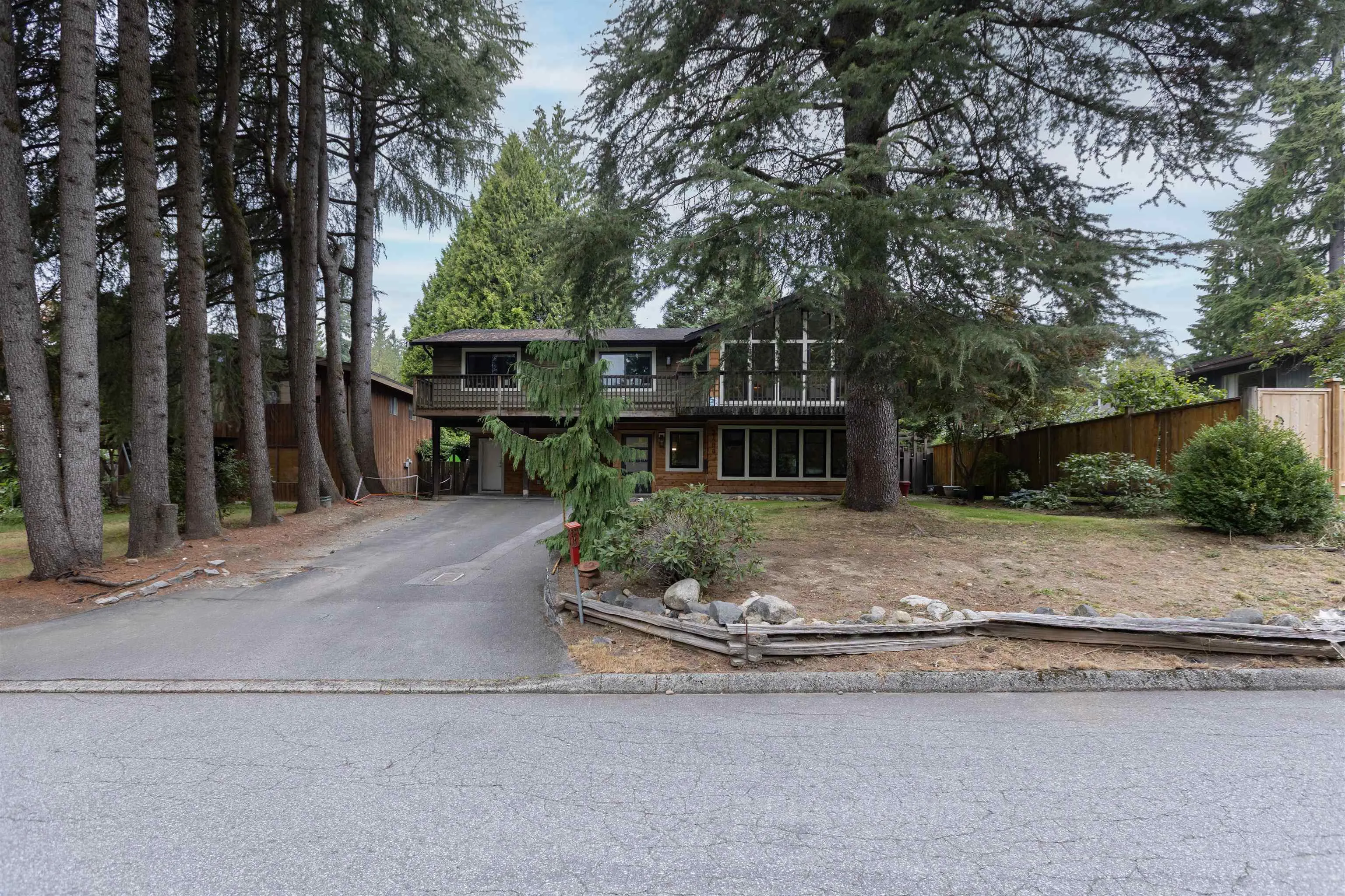2488 Belloc Street
