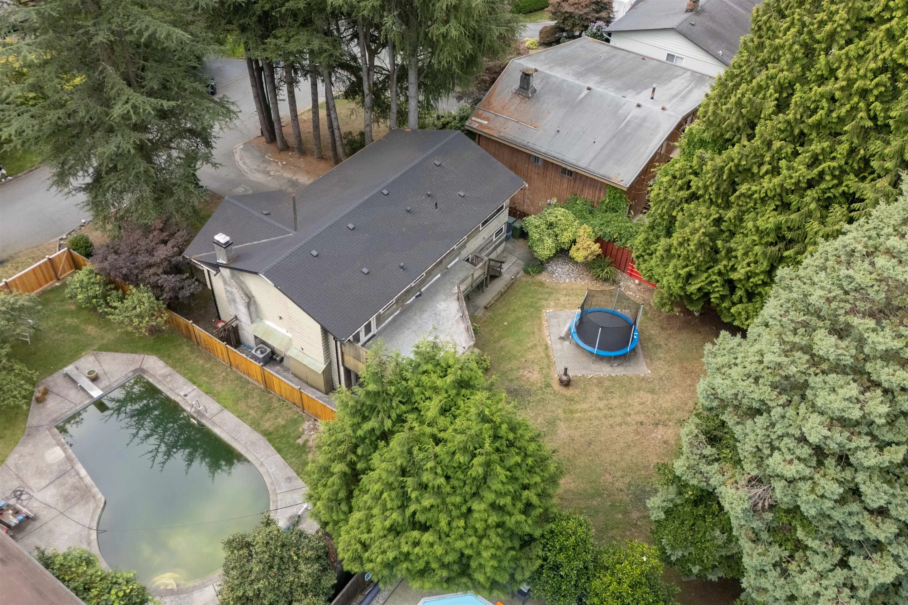2488 Belloc Street