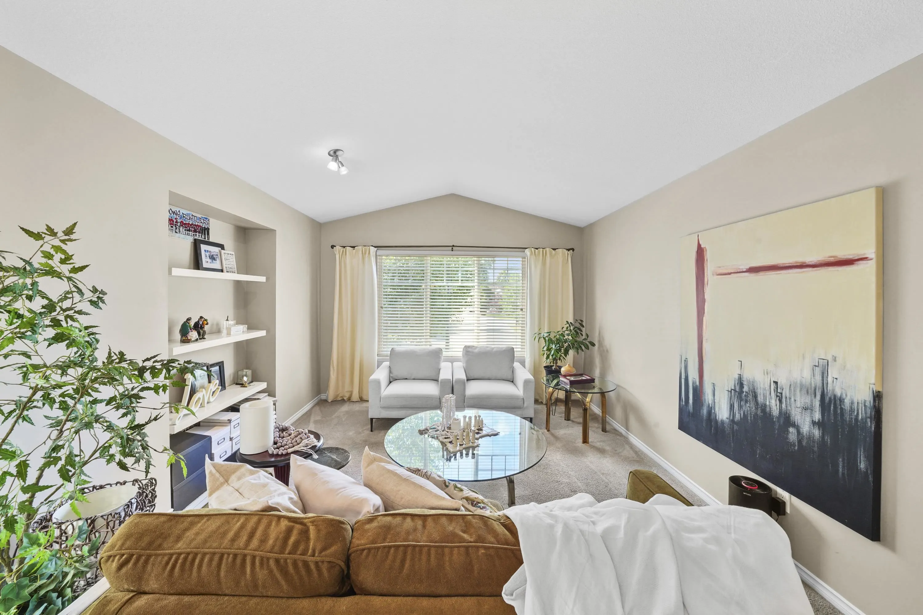 23649 Kanaka Way