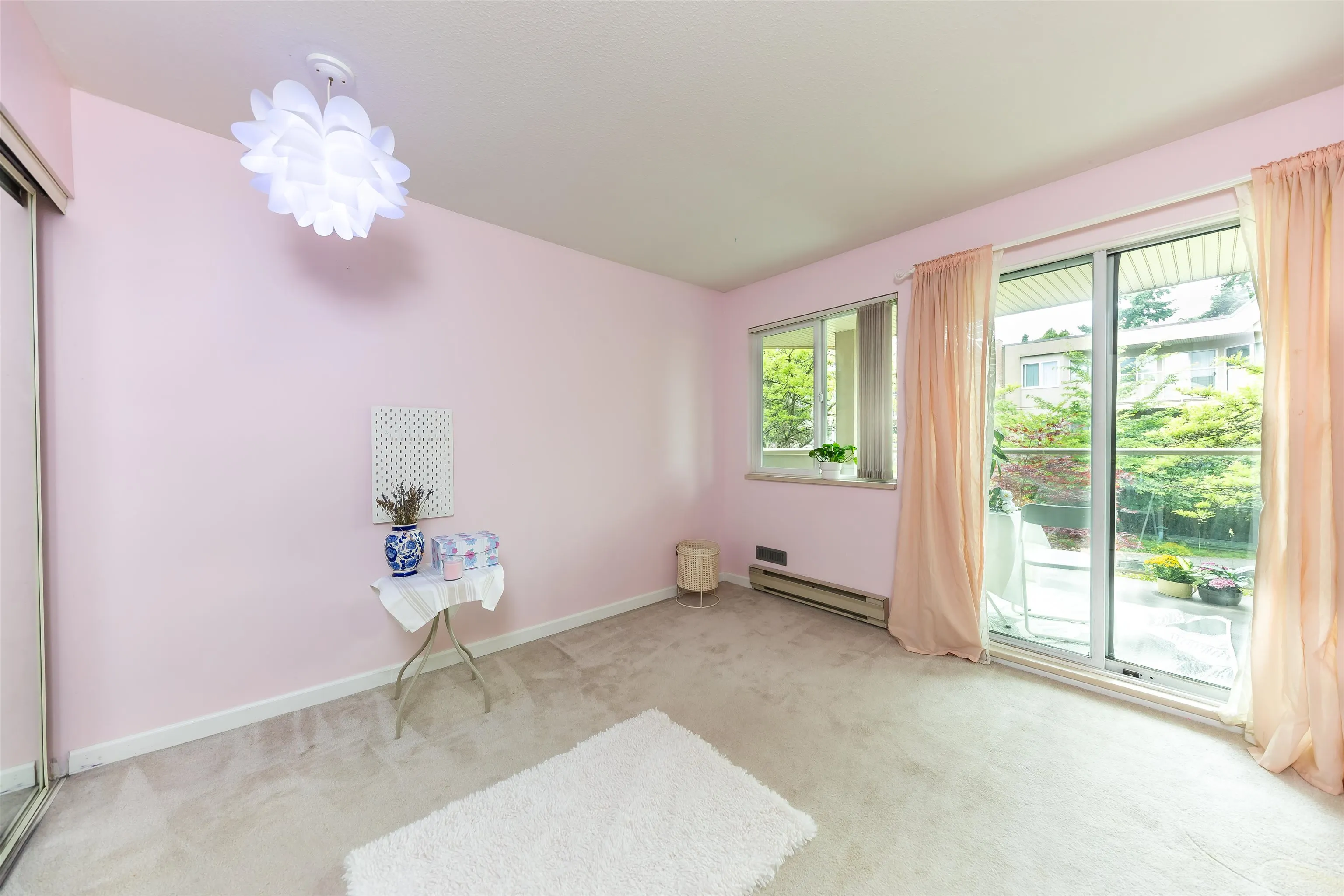 260 8611 Ackroyd Road