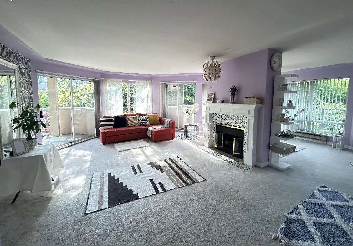 260 8611 Ackroyd Road