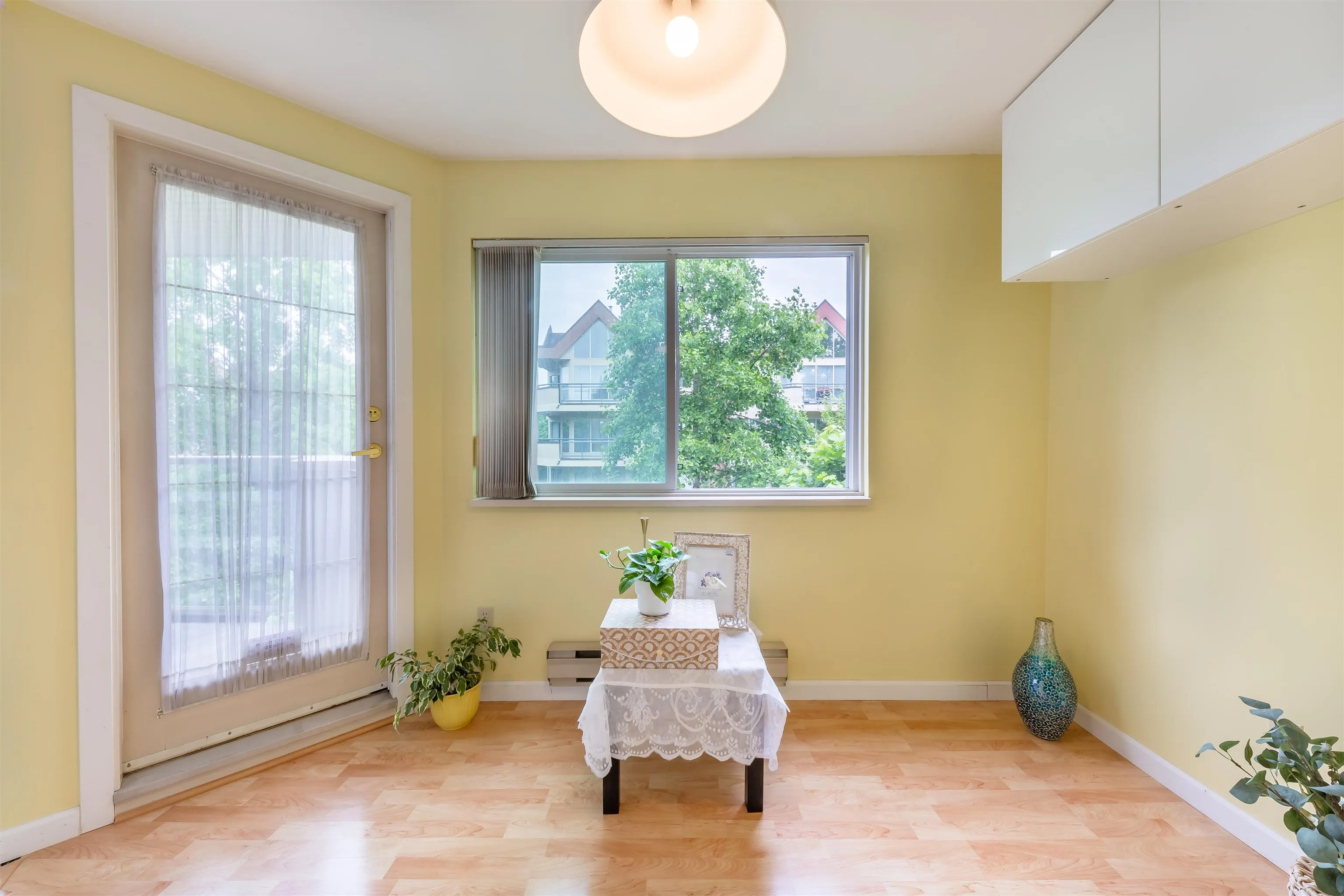 260 8611 Ackroyd Road