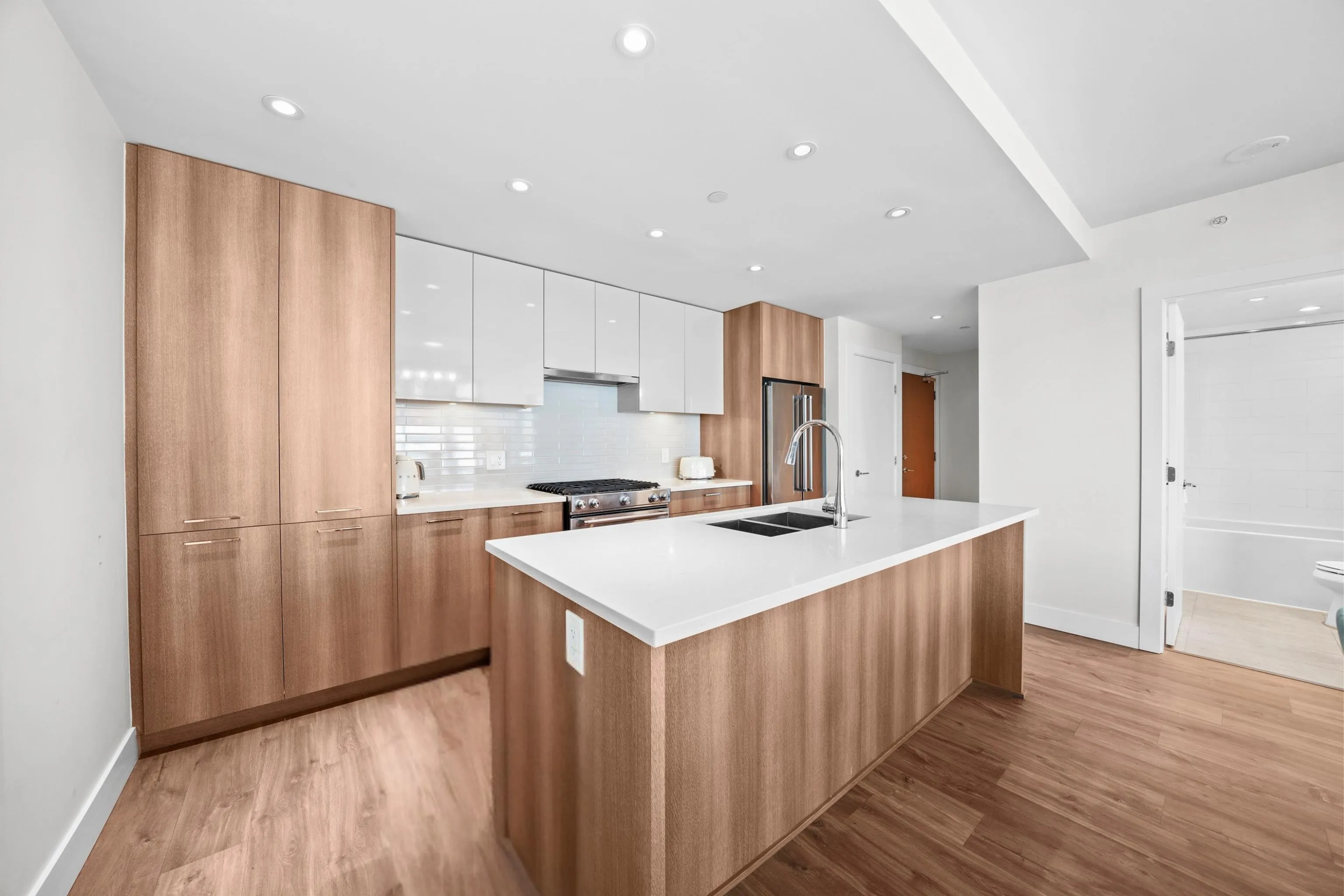 209 258 Nelson's Court