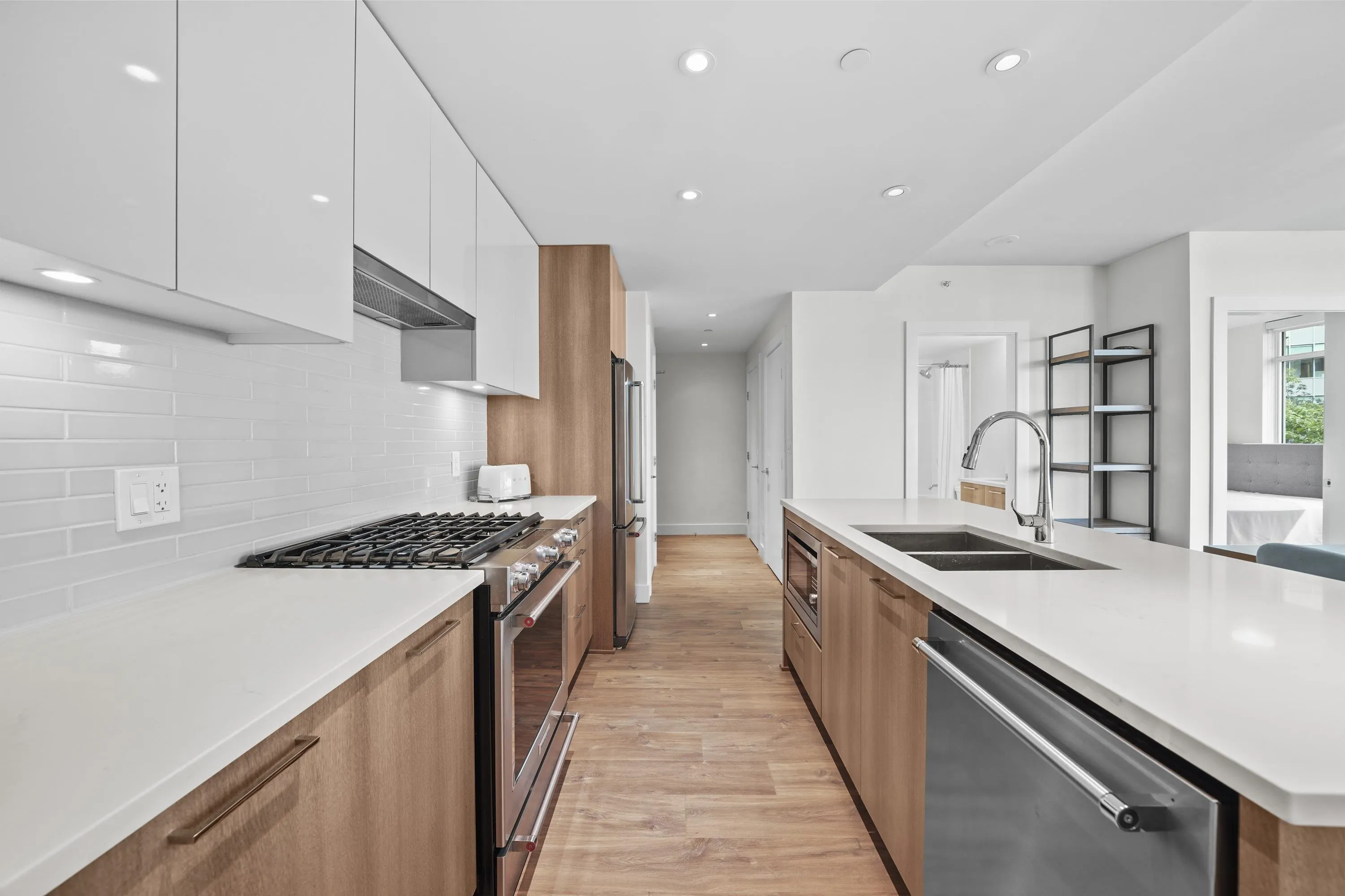 209 258 Nelson's Court