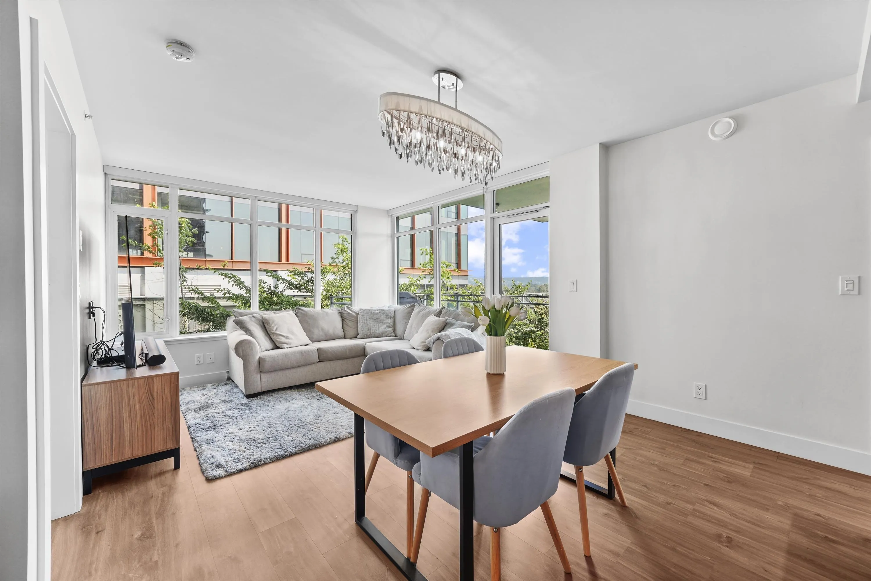 209 258 Nelson's Court