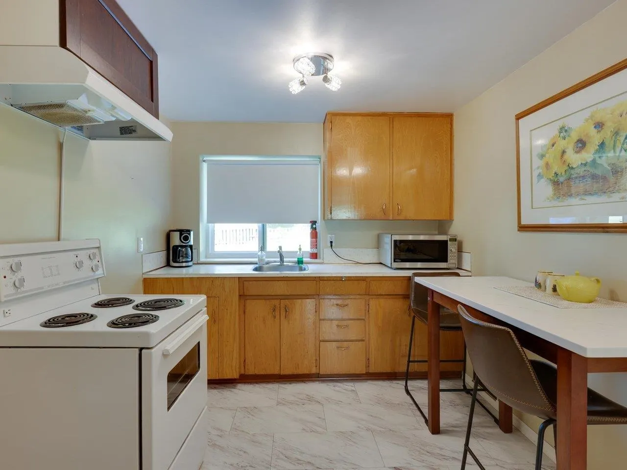 408 E 18th Street