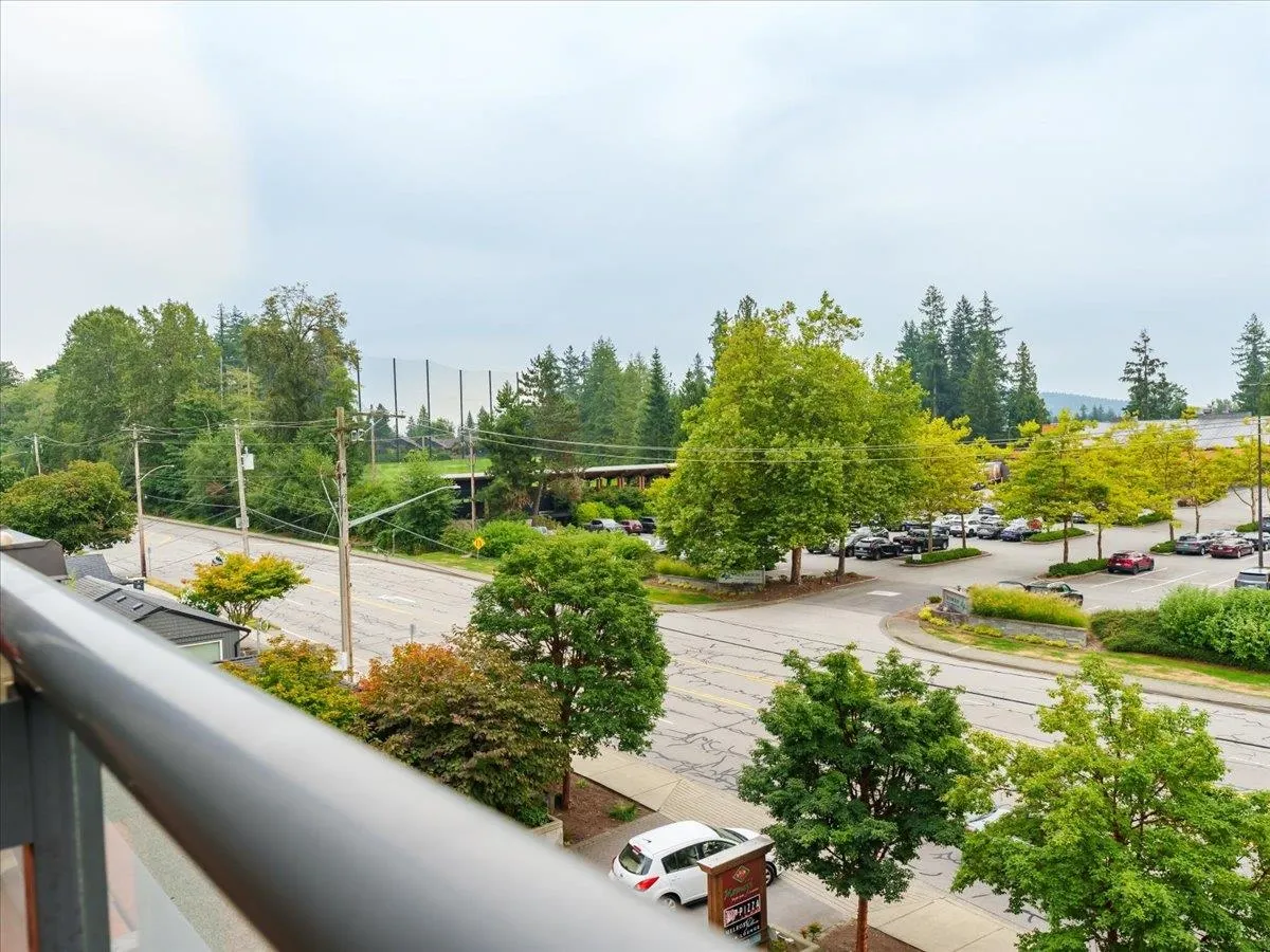 402 3732 Mt Seymour Parkway