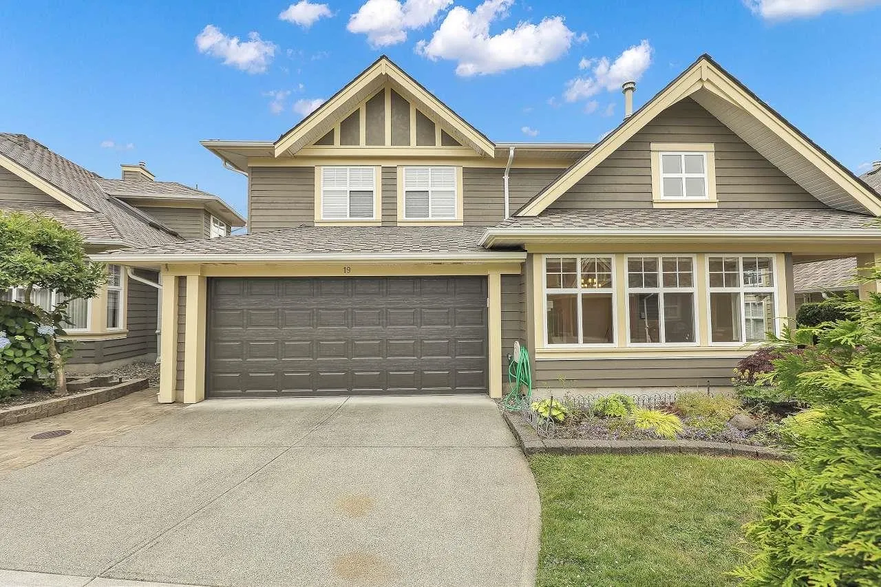 19 15450 Rosemary Heights Crescent