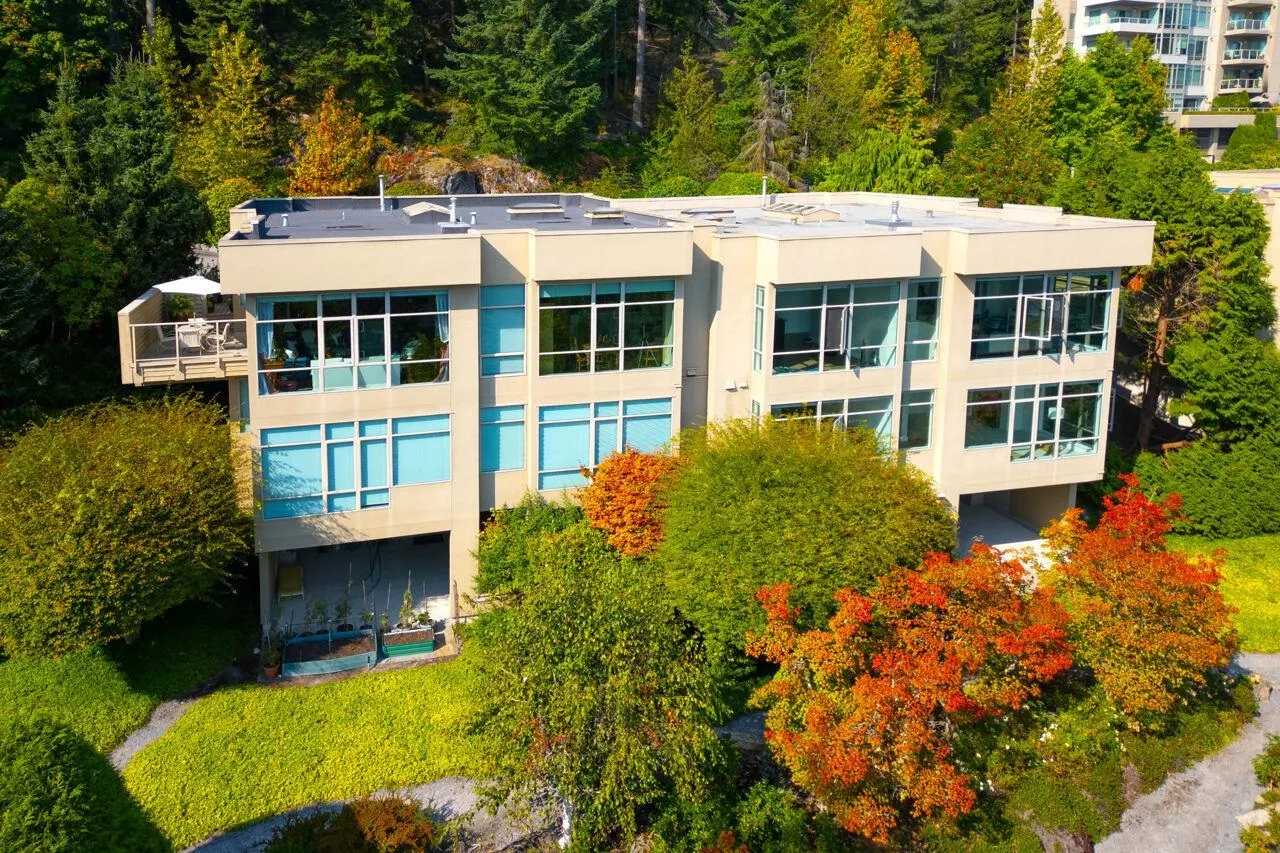 3178 Deer Ridge Drive