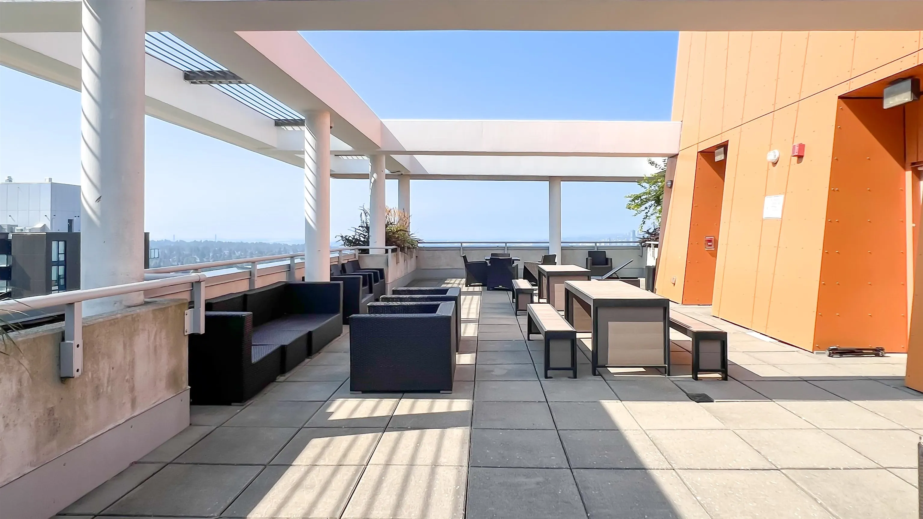 1905 13303 Central Avenue