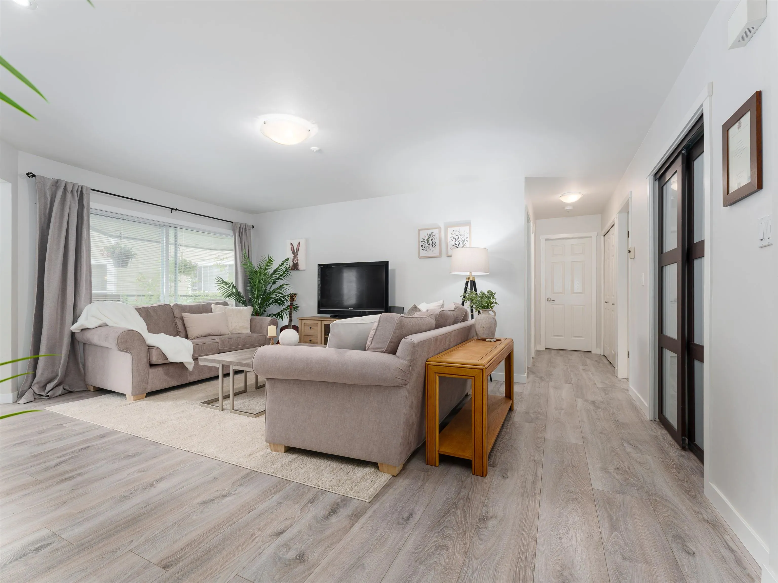 212 3690 Banff Court