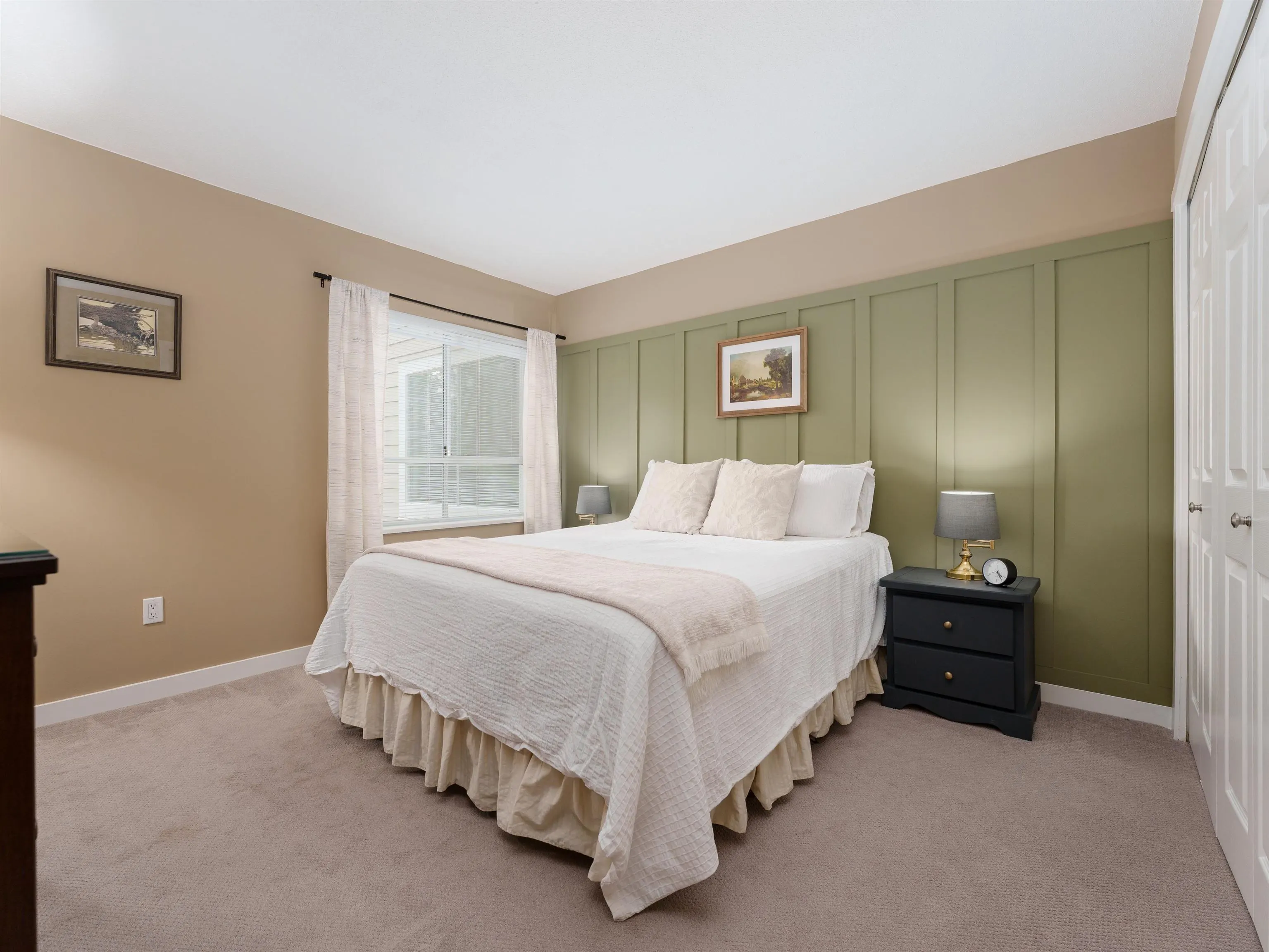 212 3690 Banff Court