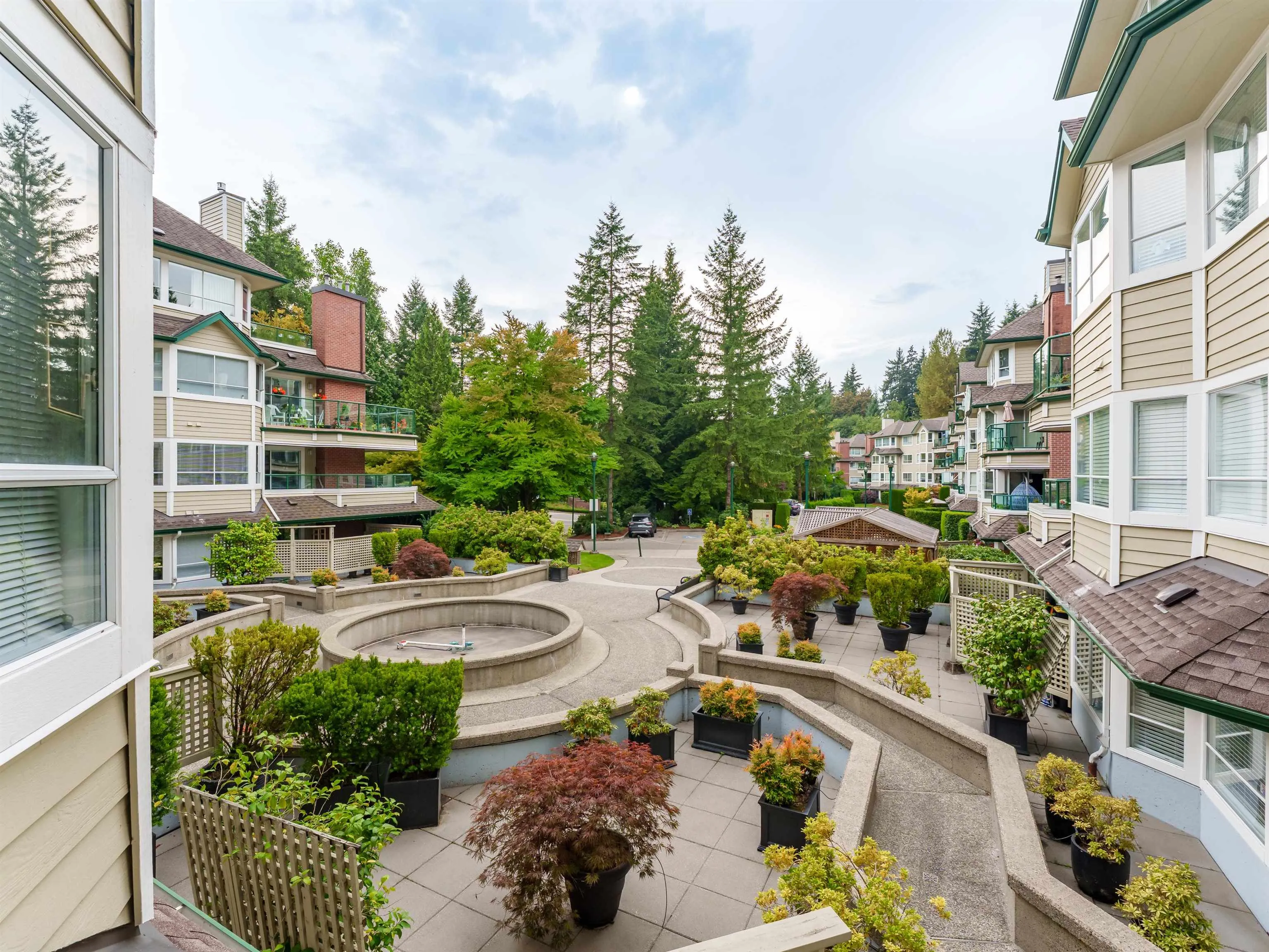 212 3690 Banff Court