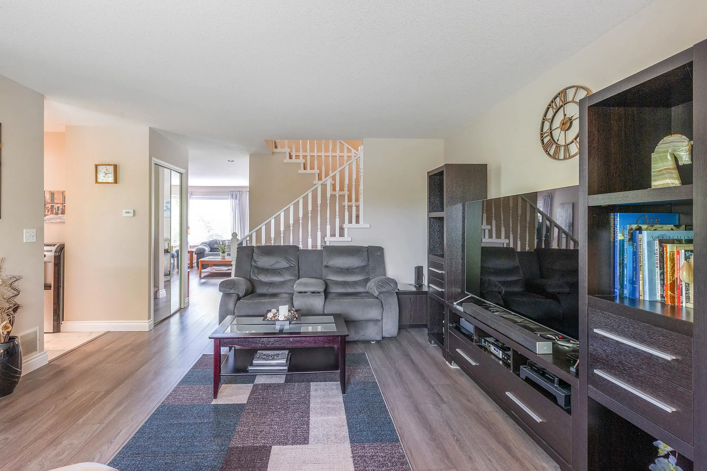 13 16363 85 Avenue