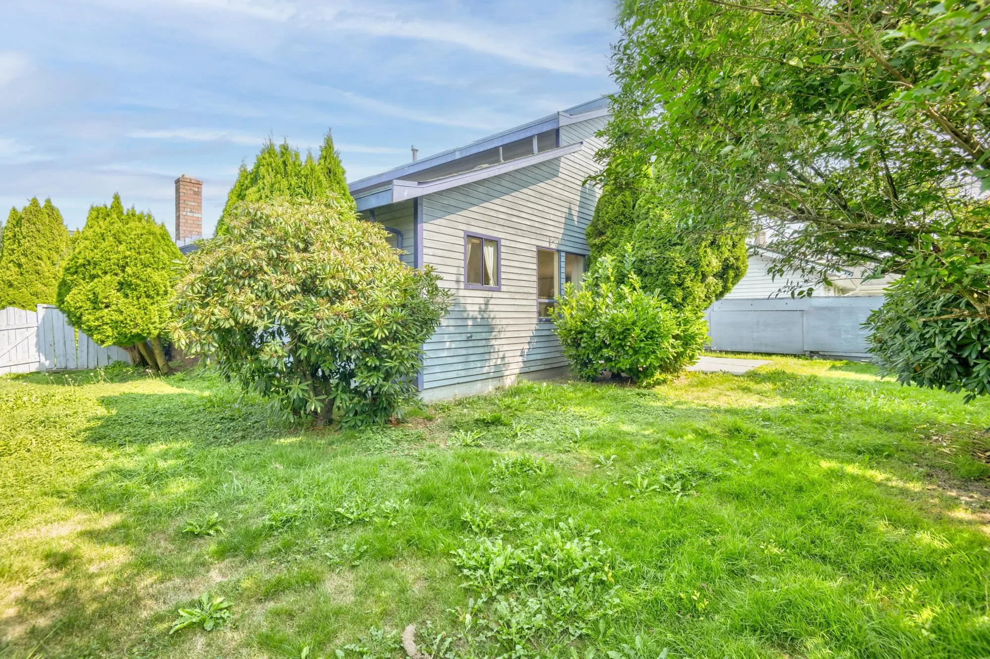 5202 Hollywood Drive