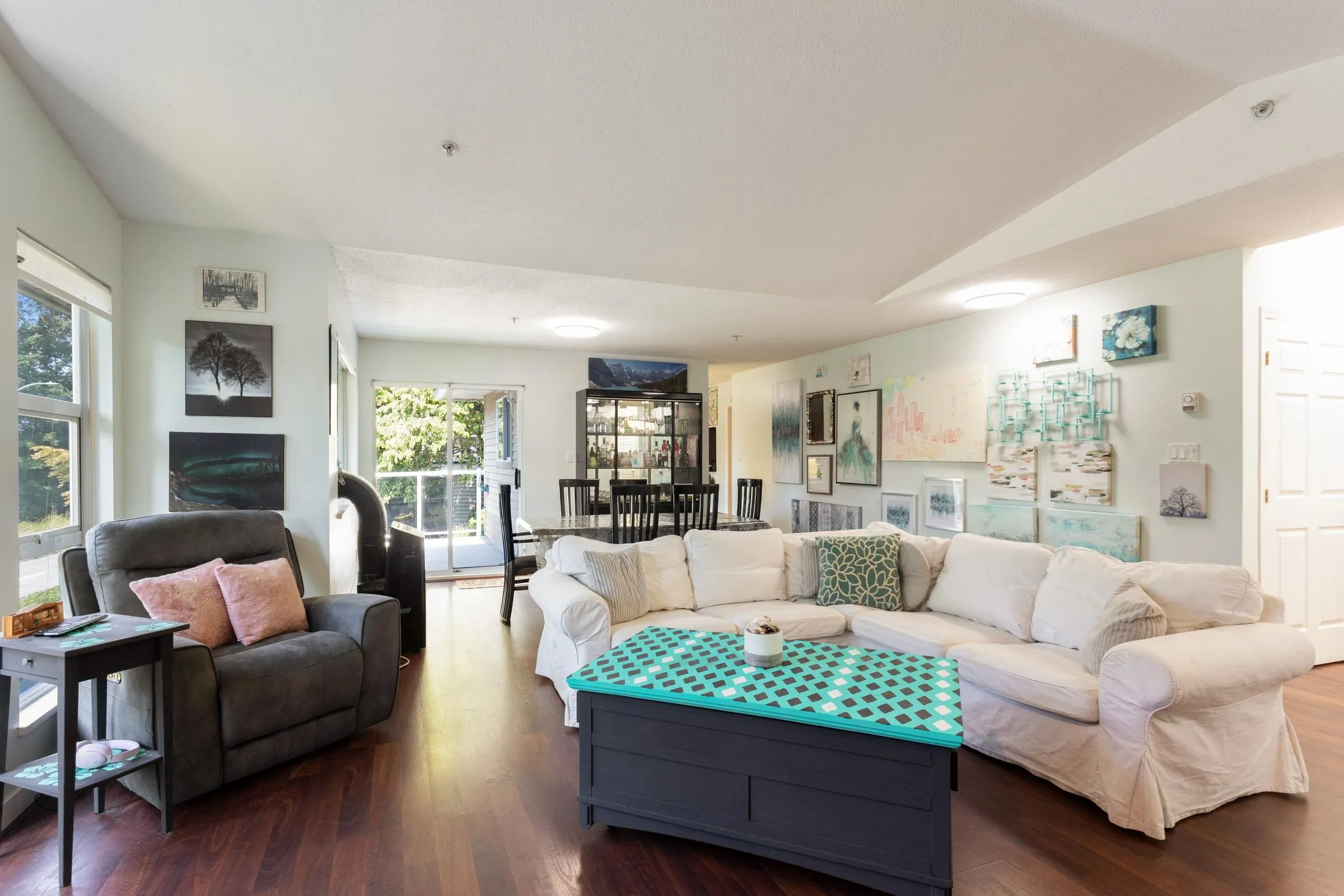 1103 O'flaherty Gate