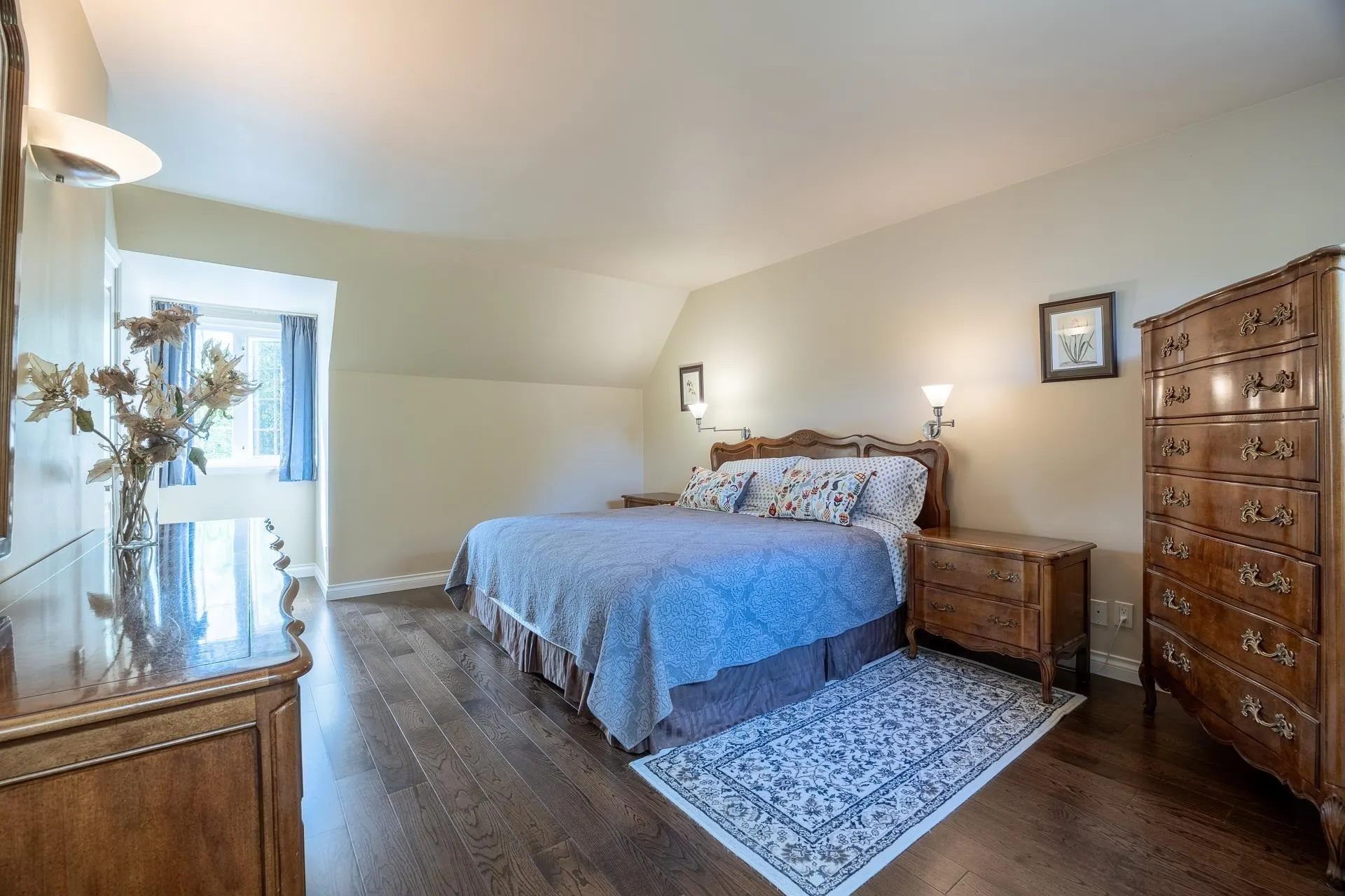 539 Newcroft Place