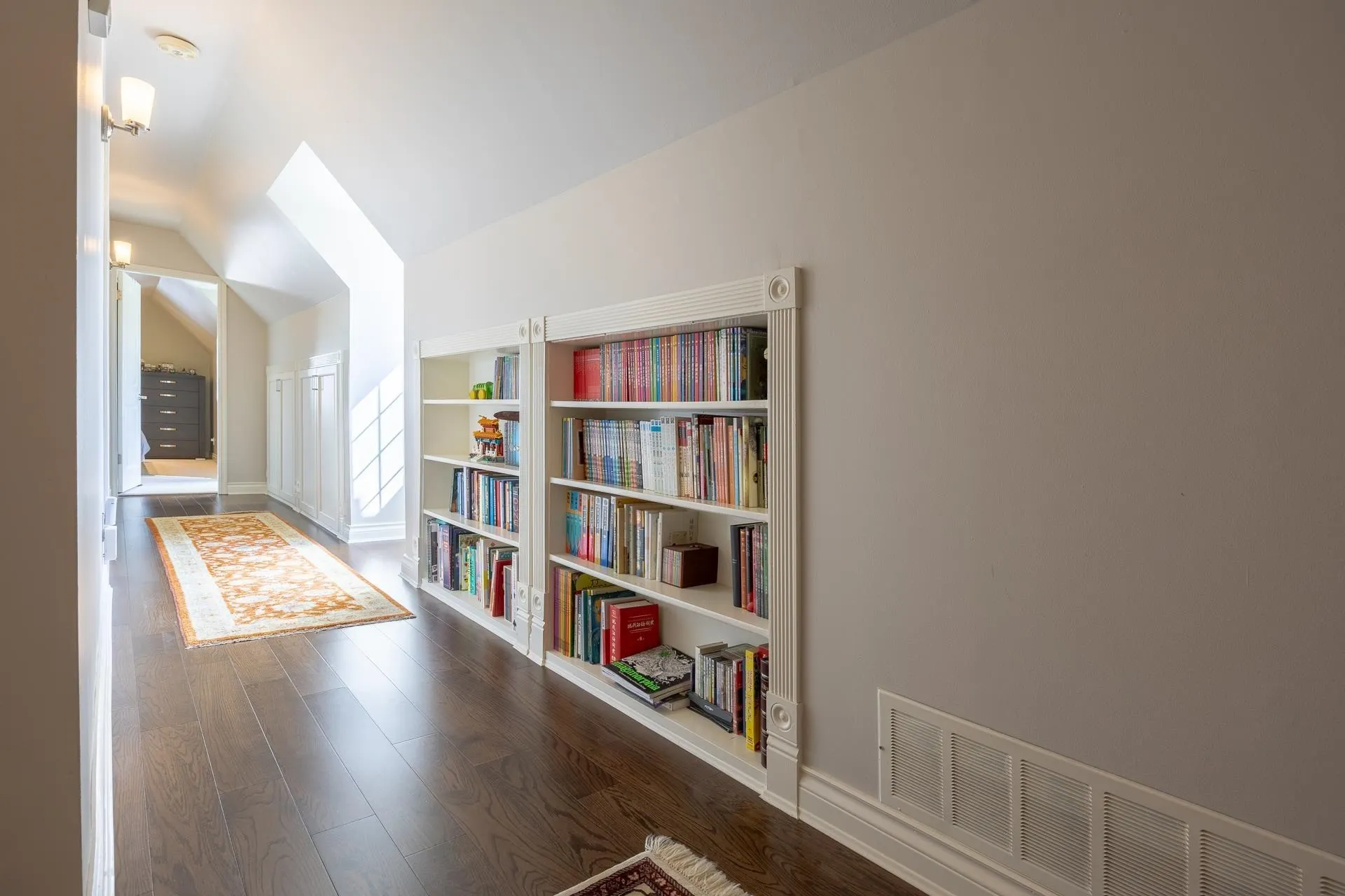 539 Newcroft Place