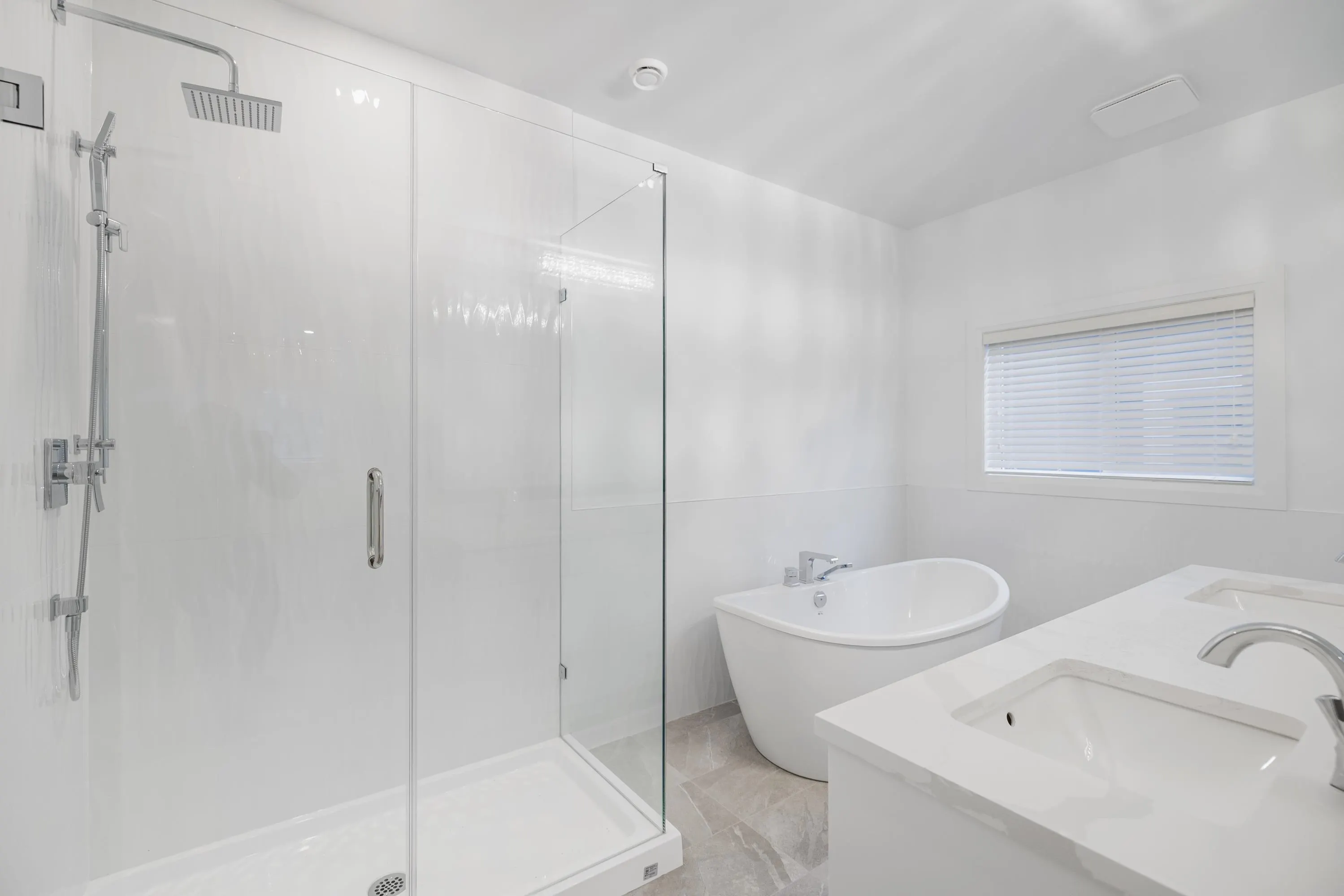 1246 Pitt River Road