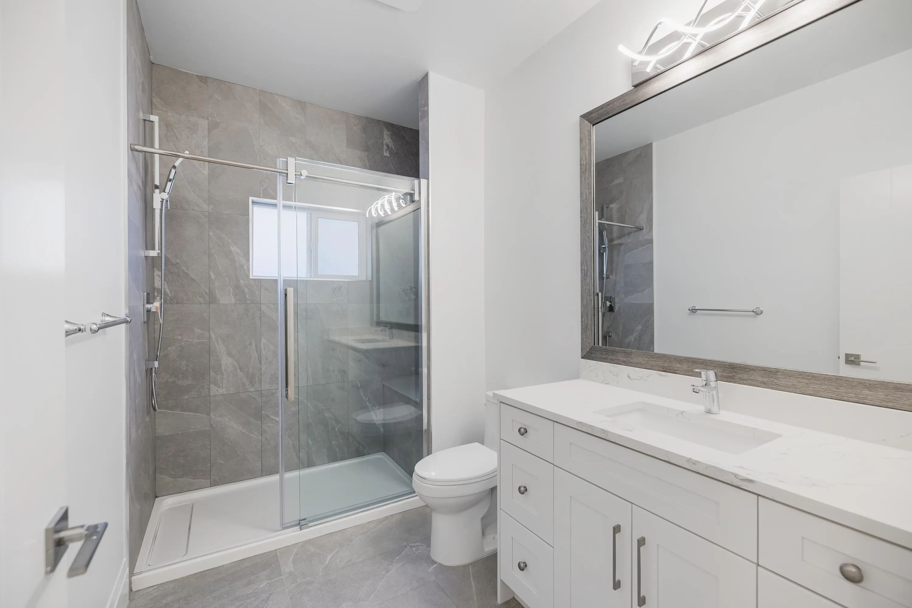 1246 Pitt River Road
