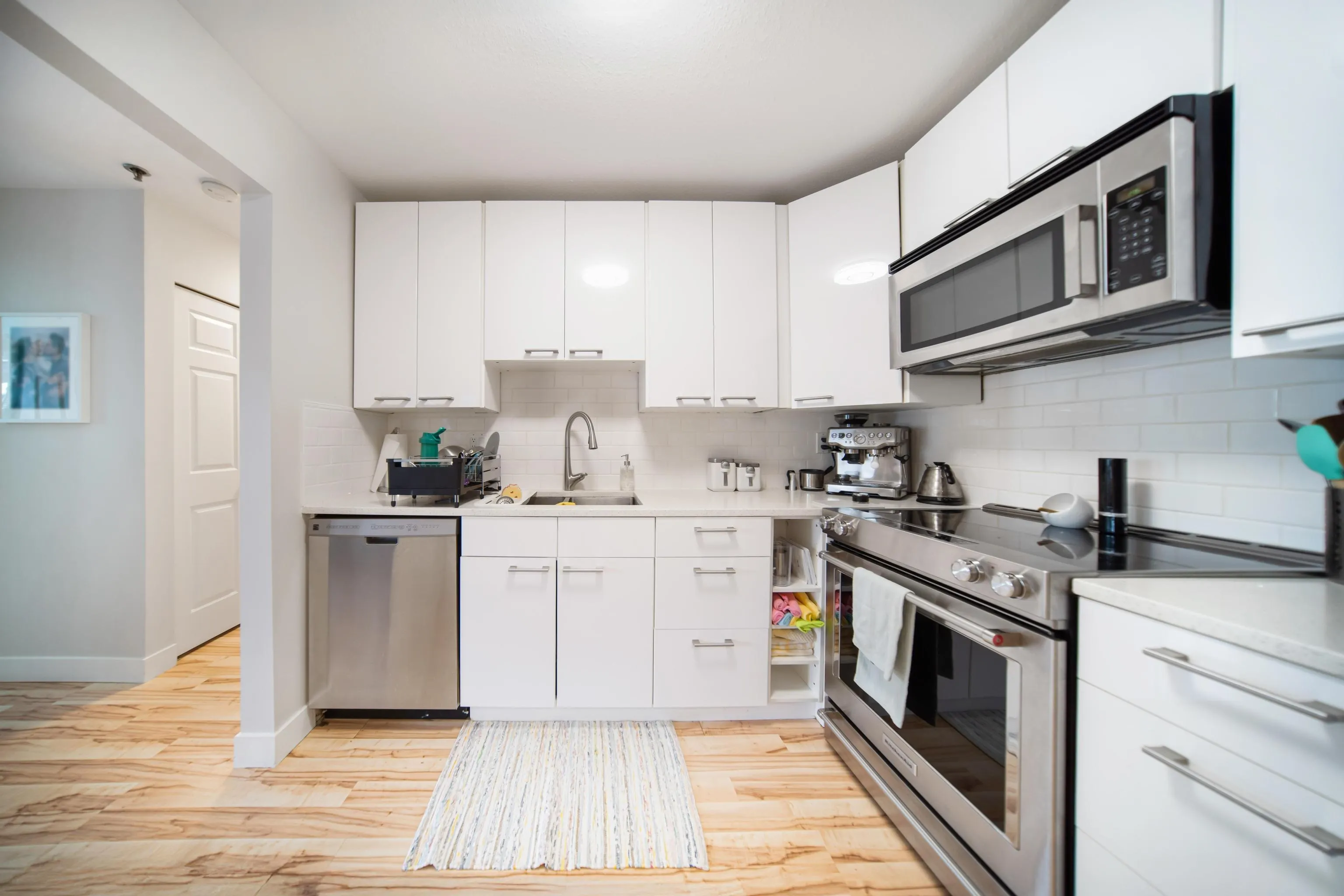 1175 Heffley Crescent