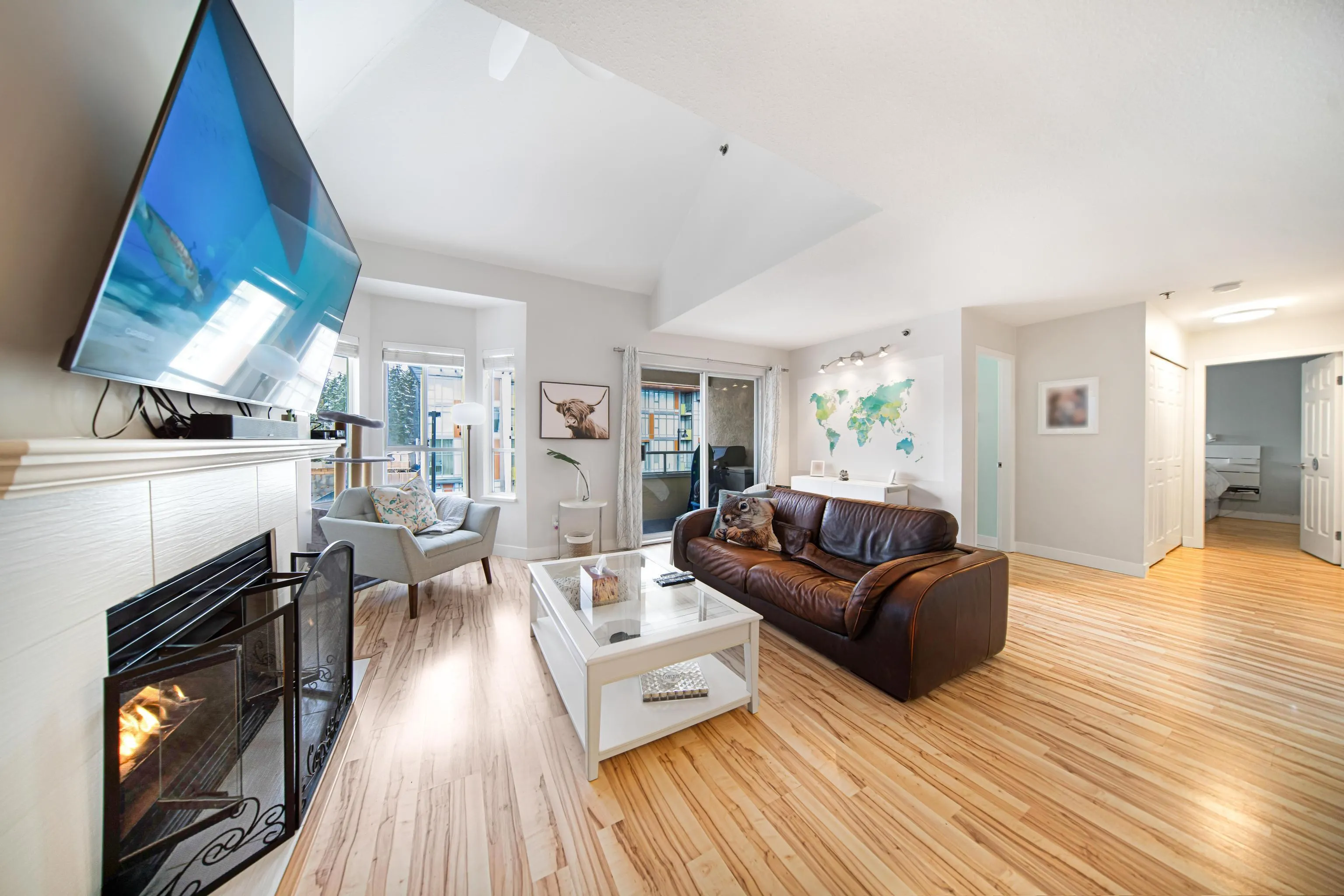 1175 Heffley Crescent