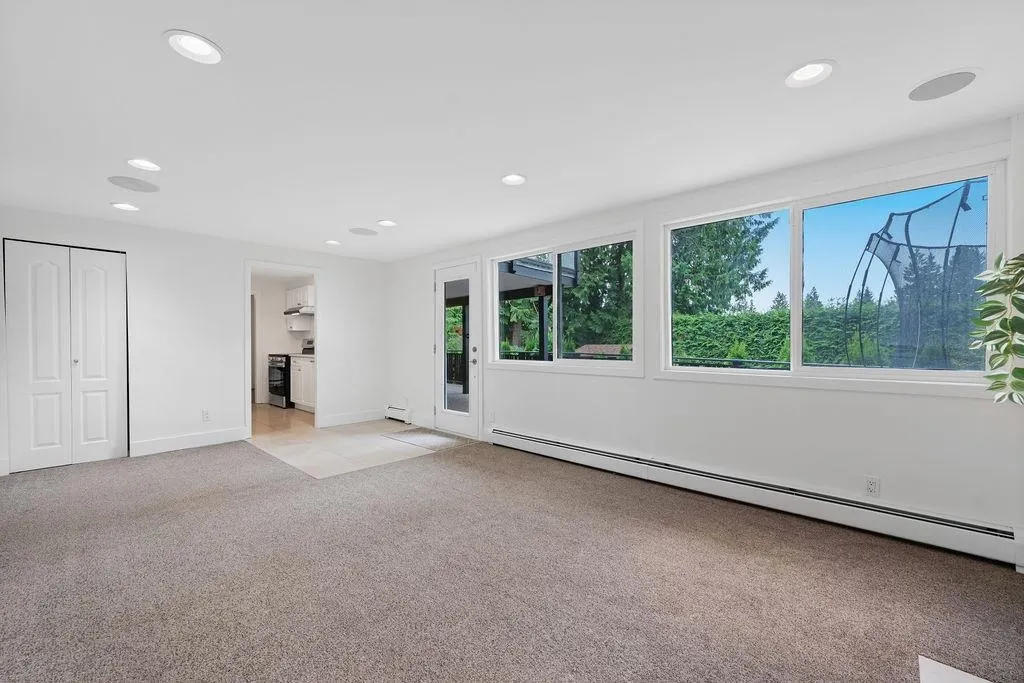 727 Crystal Court