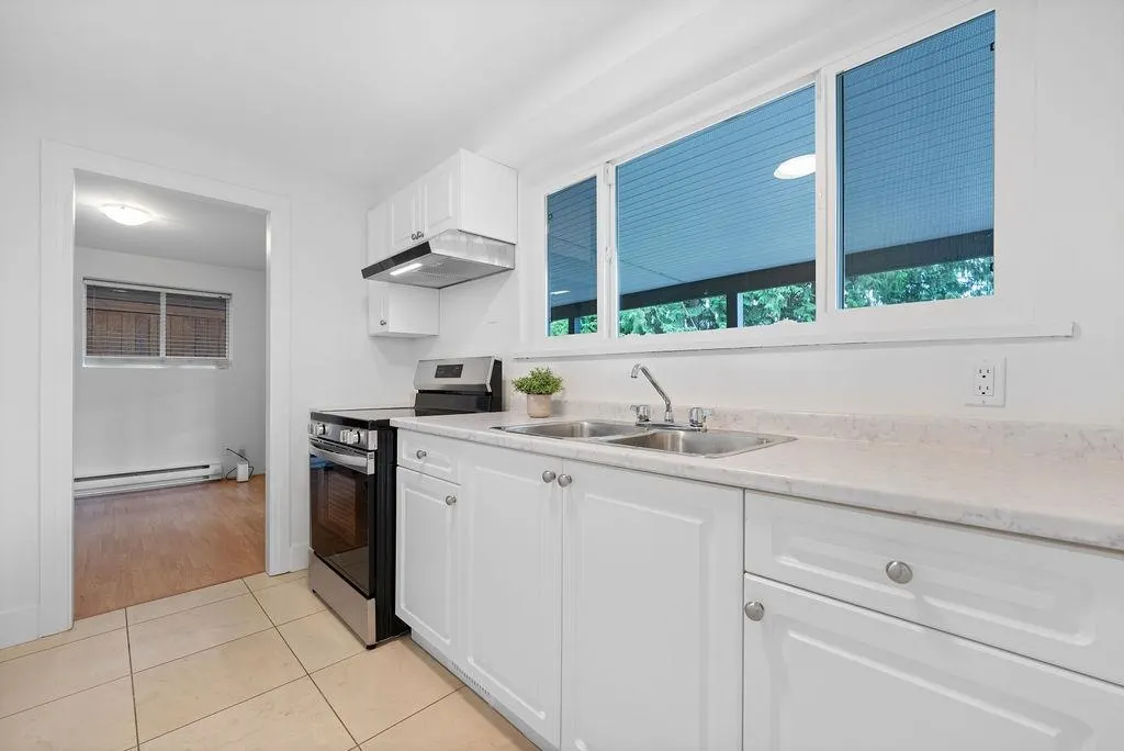727 Crystal Court