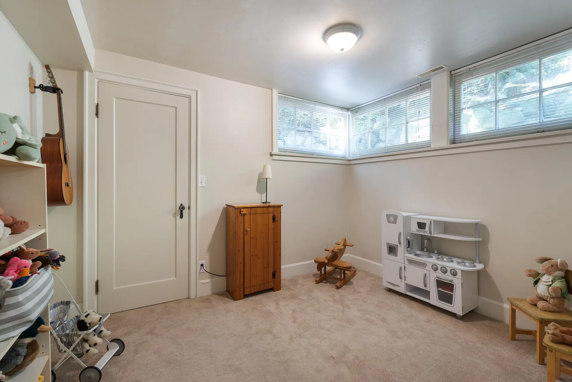 505 Queens Avenue
