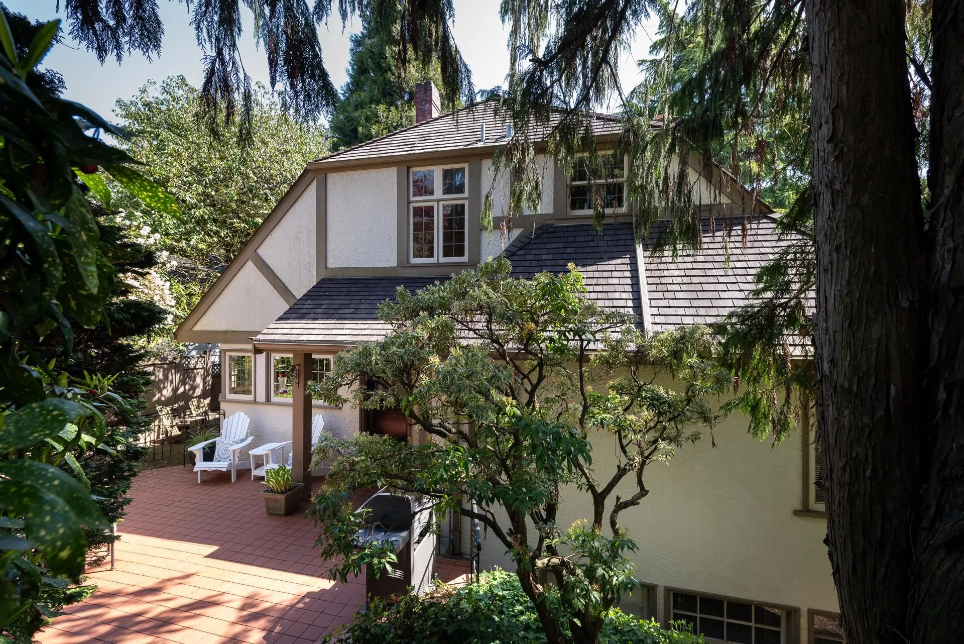 505 Queens Avenue