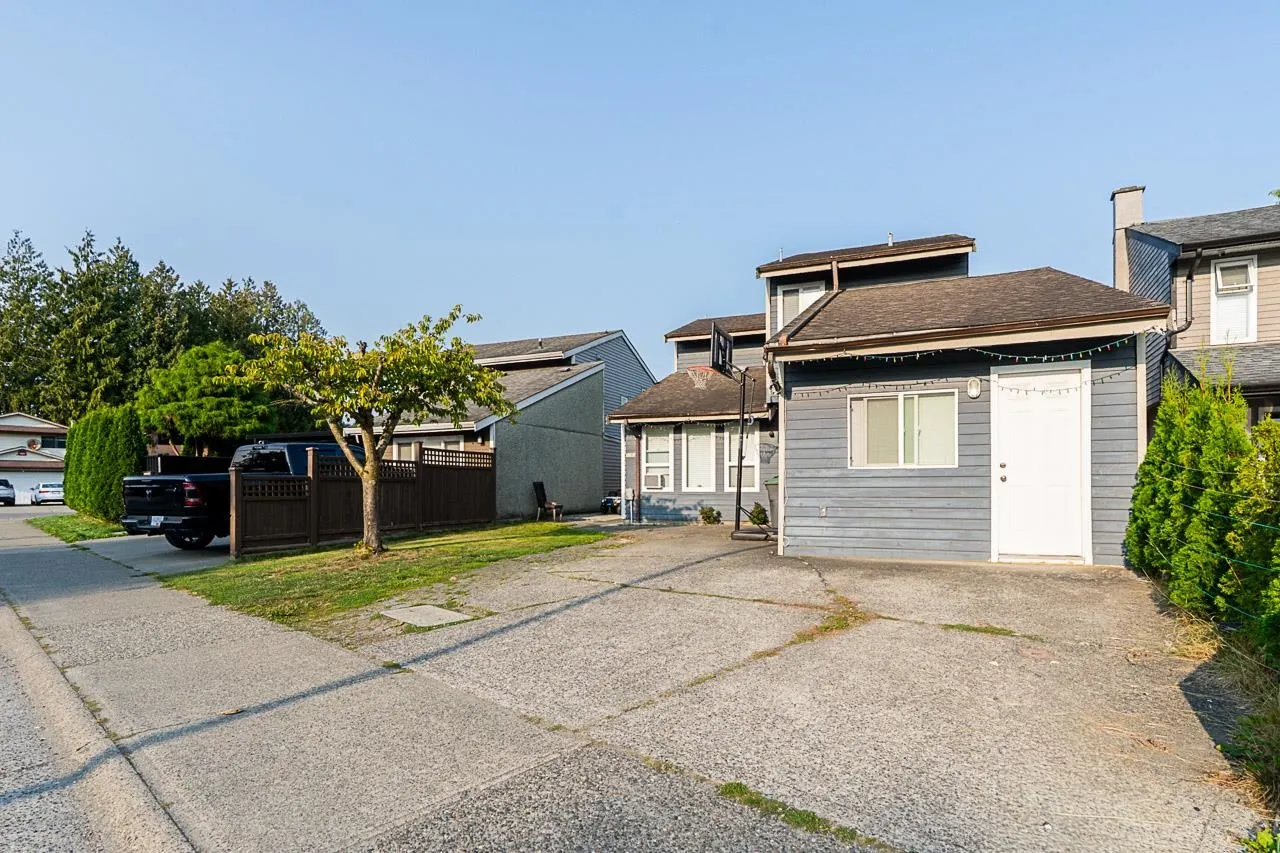 7380 Parkwood Drive