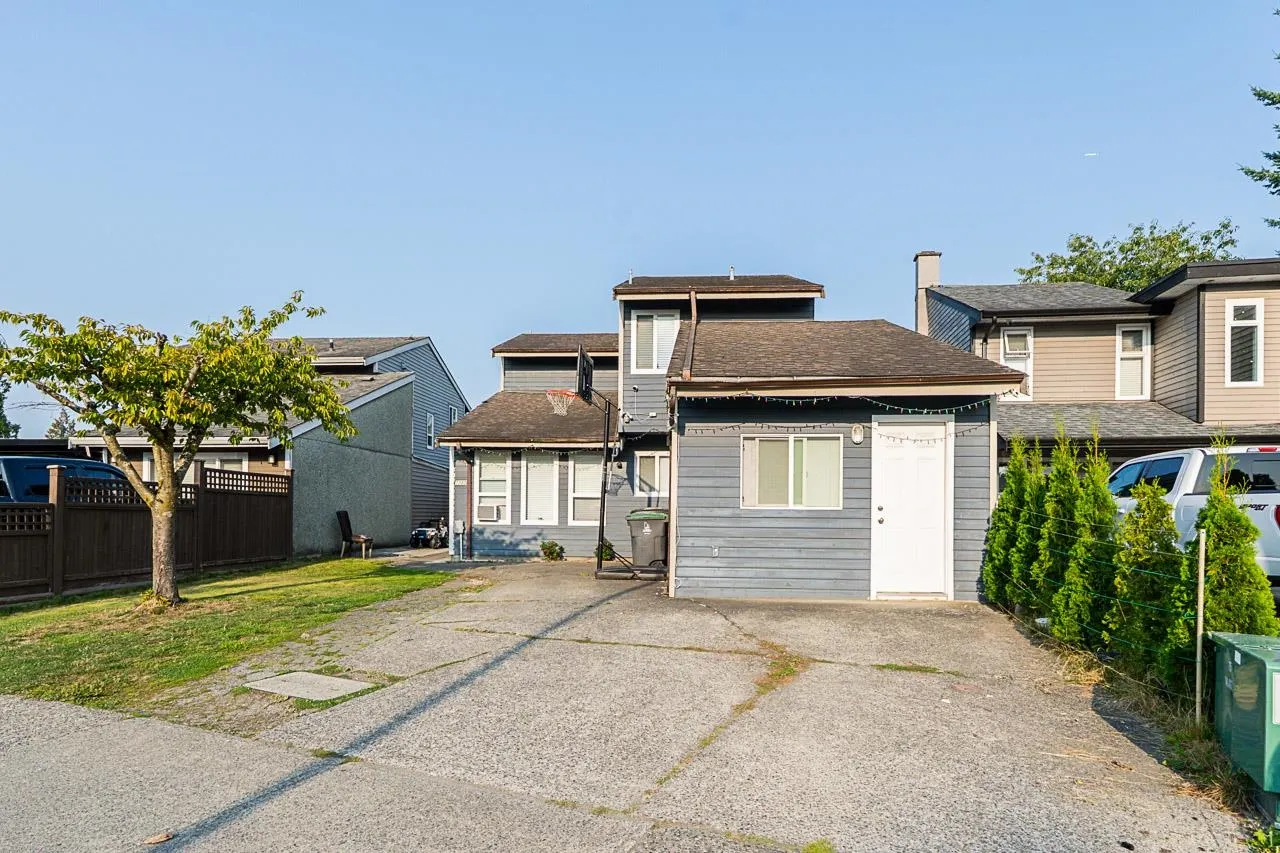 7380 Parkwood Drive