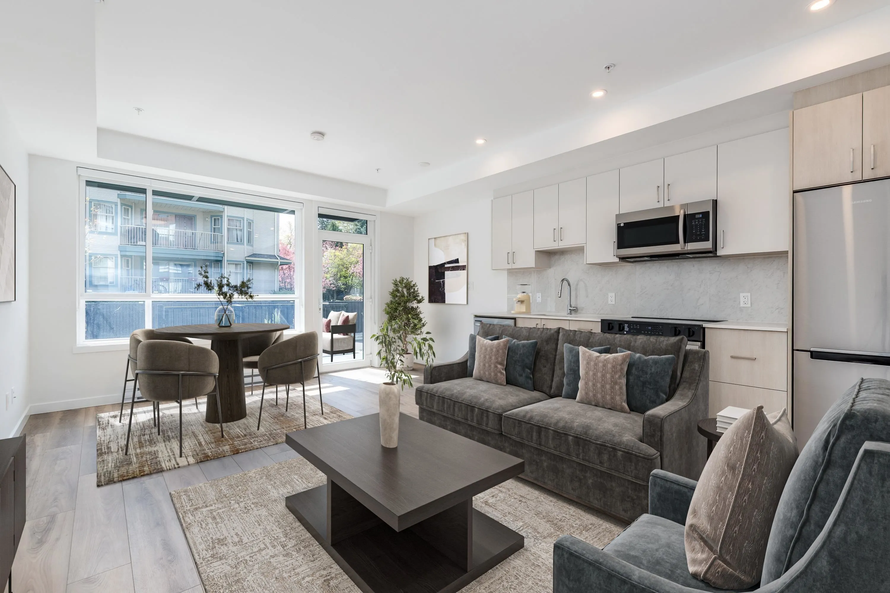 E103 13858 108 Avenue
