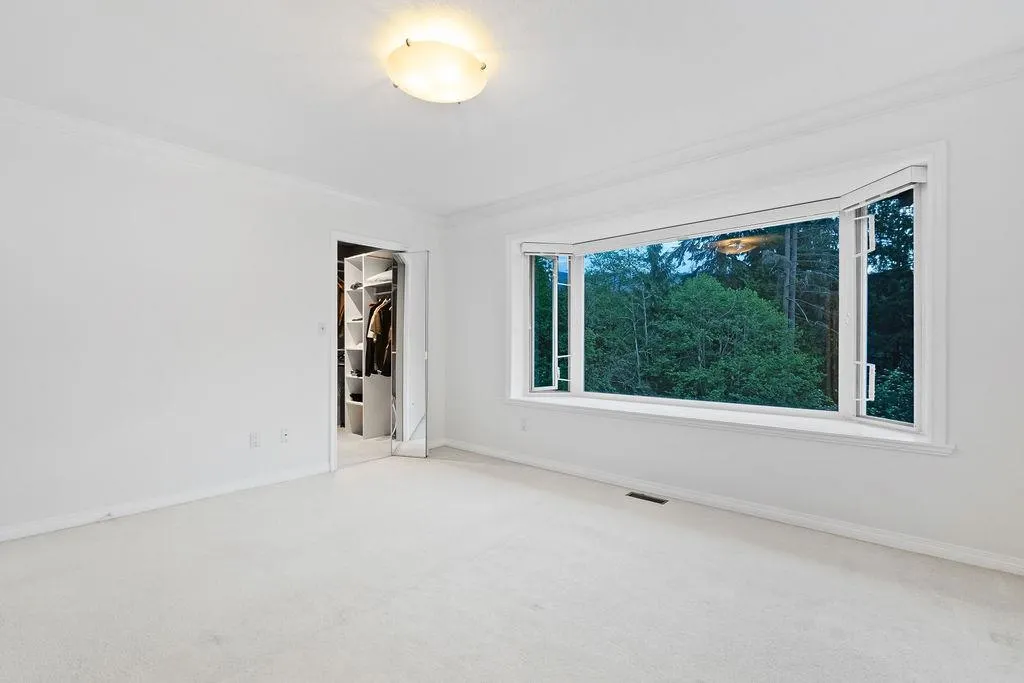 3998 Phyllis Road